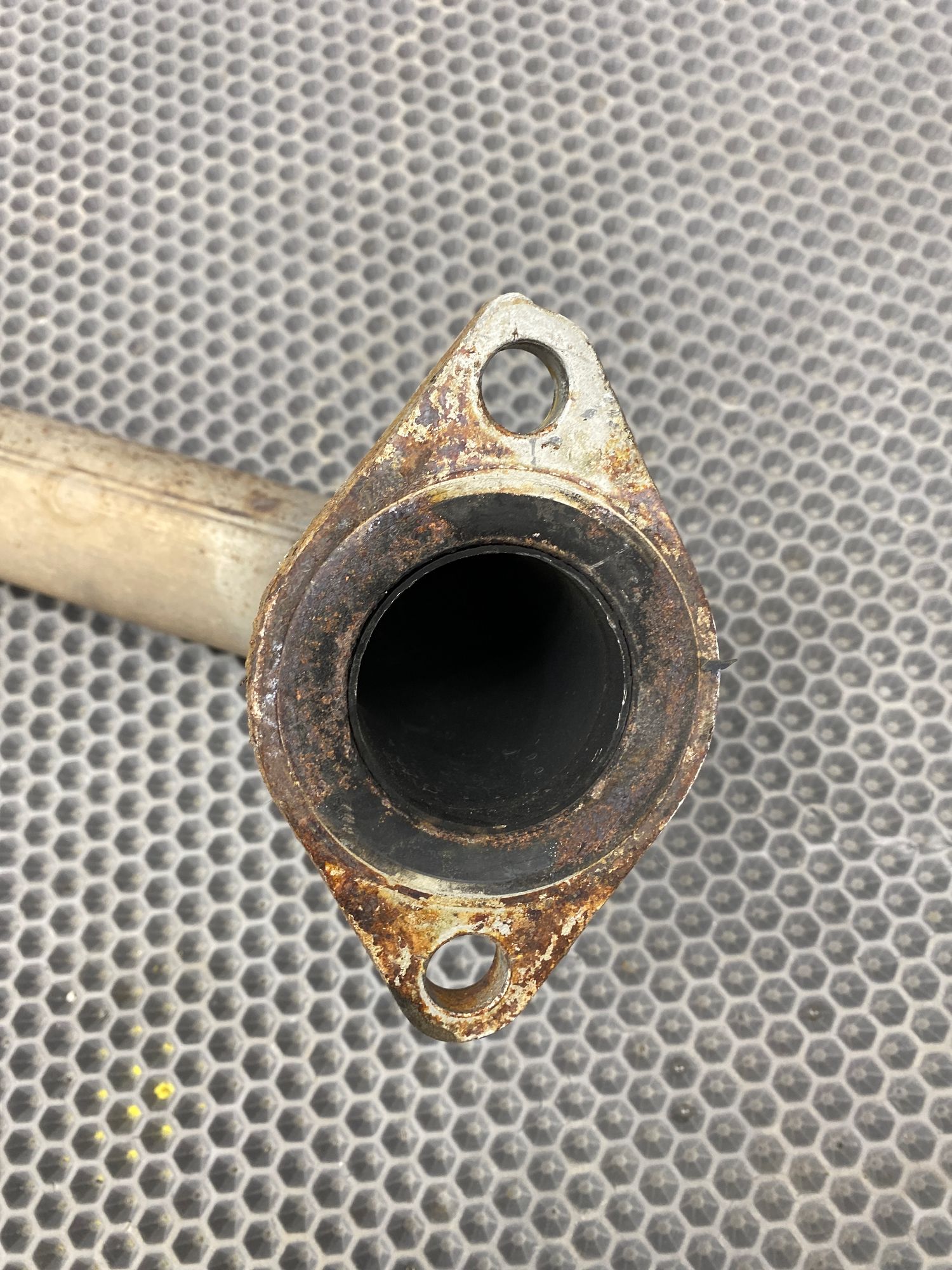 Б/У Труба приемная без резонатора Kia Rio 4 (G4FG) 1.6L AT 2021, 990 рублей, Краснодар