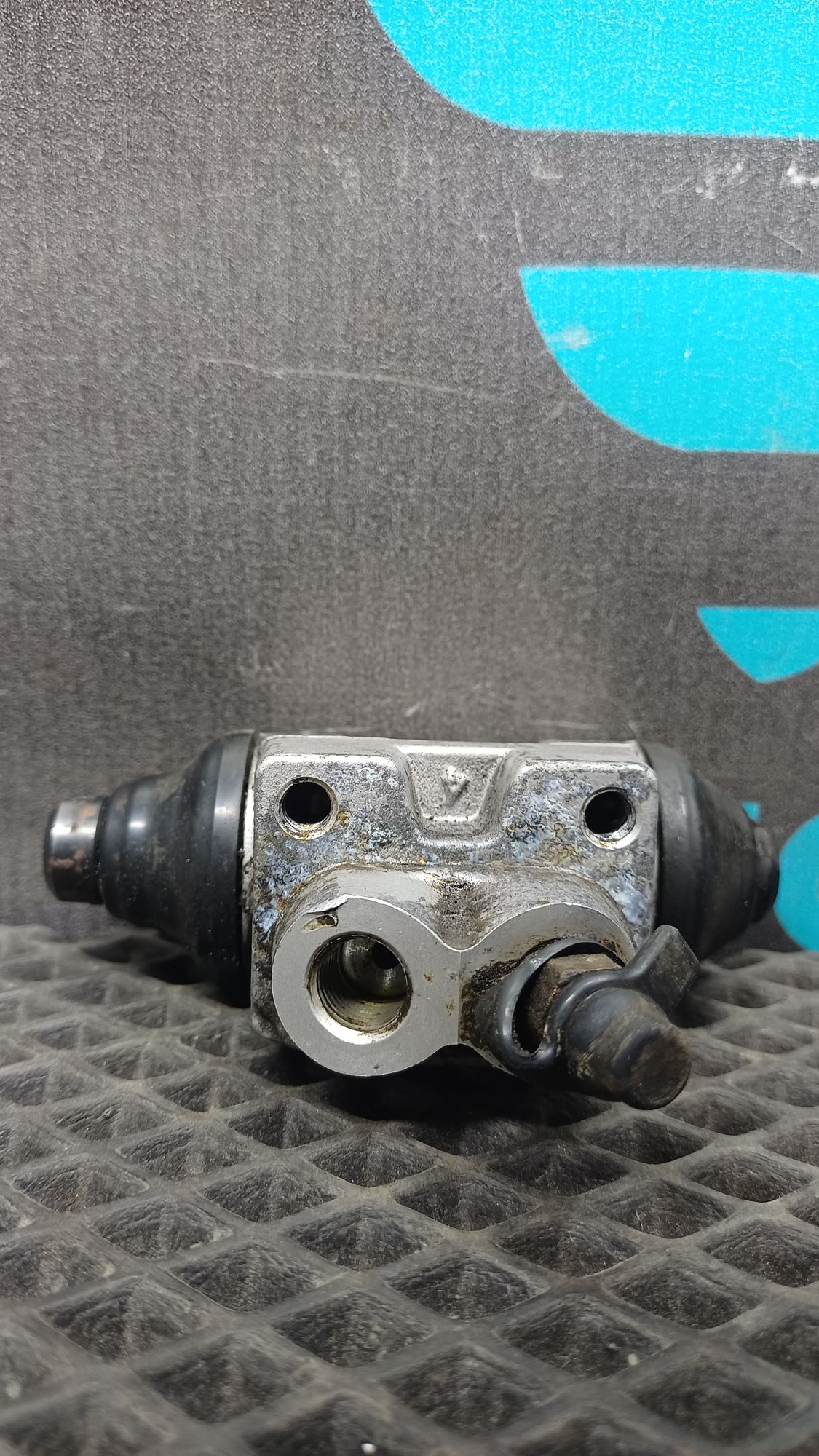 https://ycs.partsauto.market/partsauto-images/thmbs/userImages/c8f07ba63eb5b2f0f6006ea854bf8f7d/part/8296429a-51e6-4dda-8bc9-95e88b7c3920_1777100550930.jpg