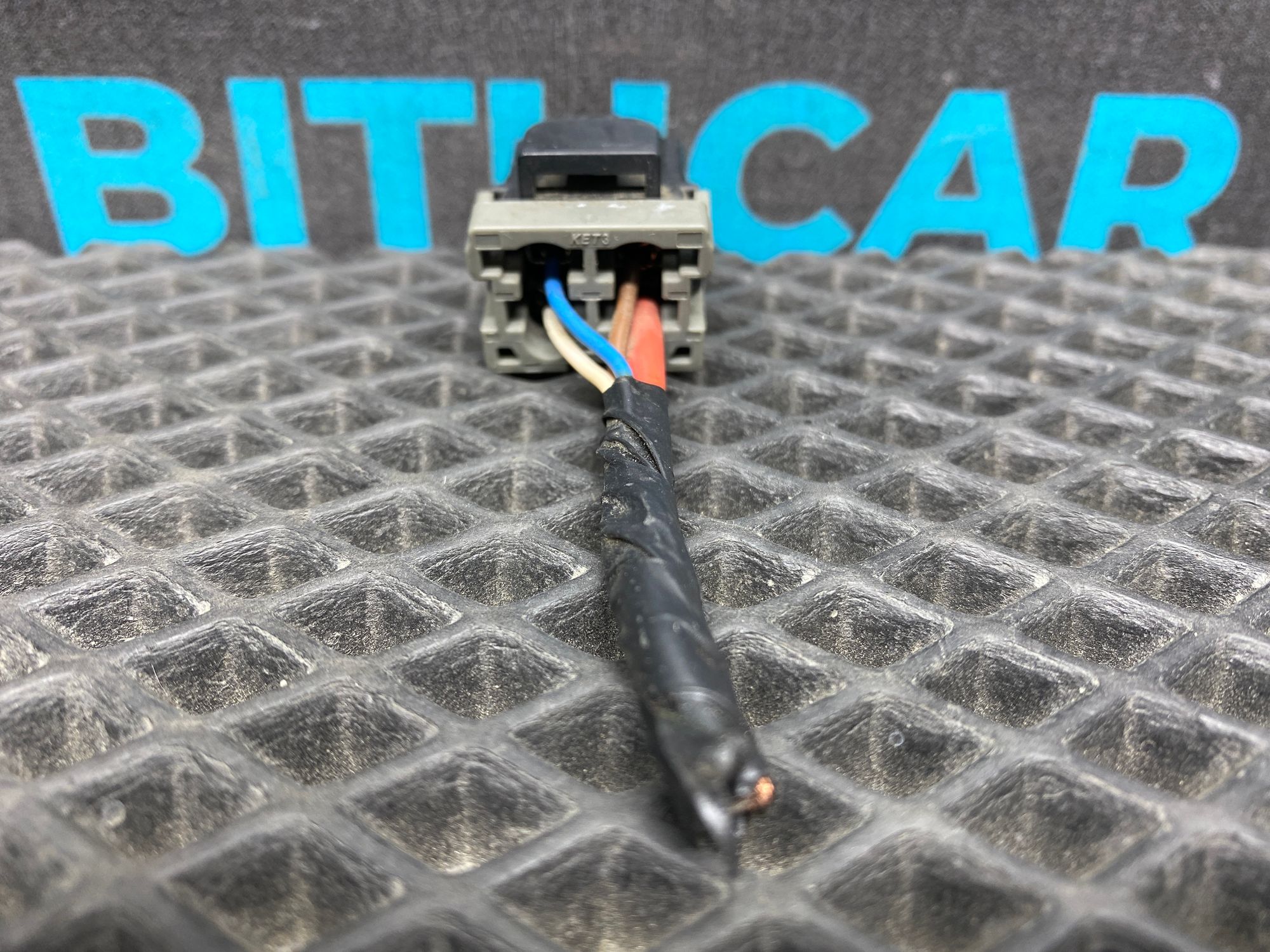 Б/У Фишка резистора отопителя  Kia Rio 4 (G4FG) 1.6L AT 2021, 499 рублей, Краснодар