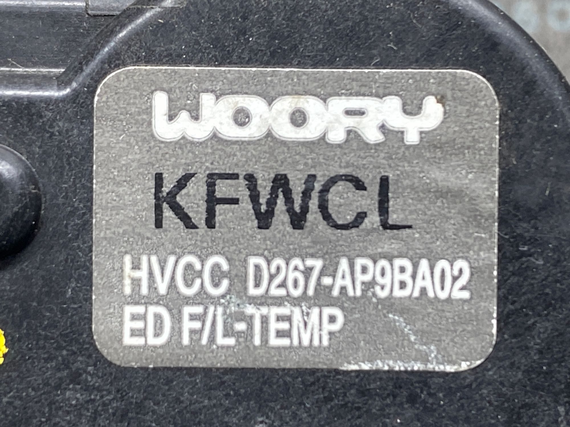 https://ycs.partsauto.market/partsauto-images/thmbs/userImages/c8f07ba63eb5b2f0f6006ea854bf8f7d/part/83288496-144a-4682-8d1f-ec0265208f37_1777451620591.jpg