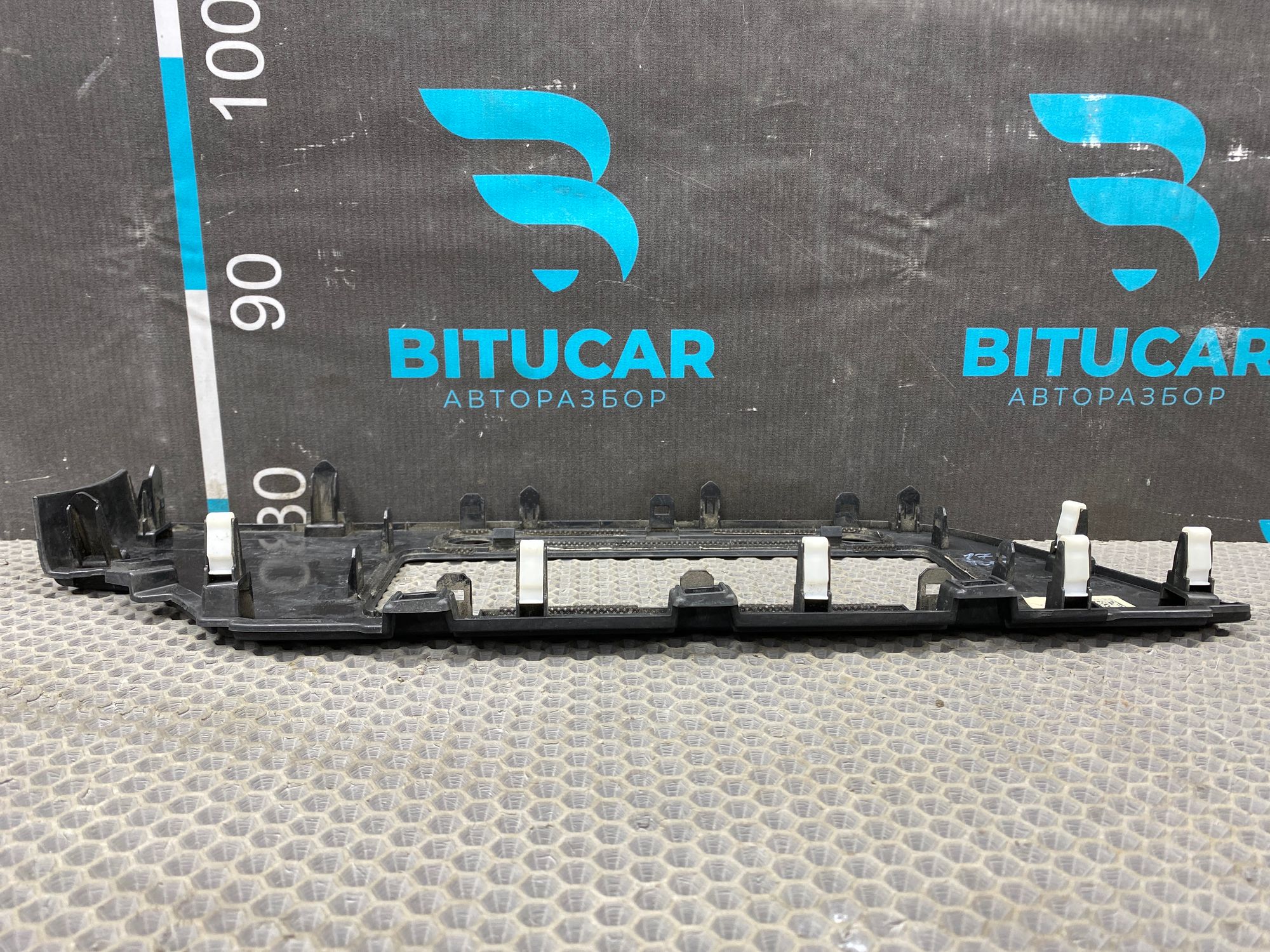 https://ycs.partsauto.market/partsauto-images/thmbs/userImages/c8f07ba63eb5b2f0f6006ea854bf8f7d/part/833ec34d-1e35-4a8b-b455-545086a070df_1777013902141.jpg