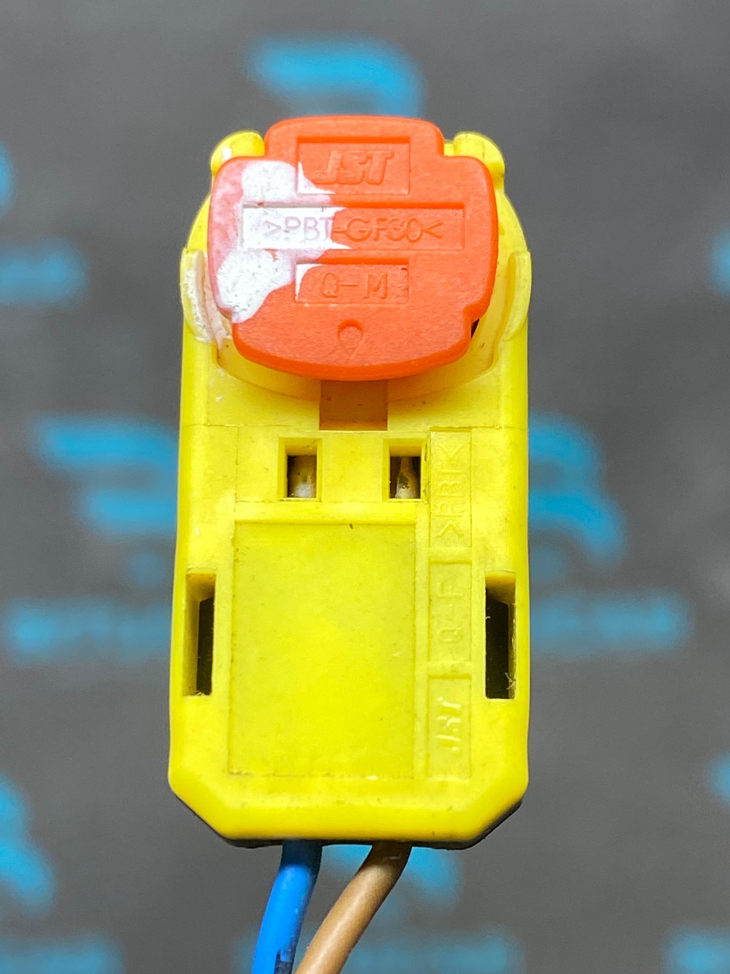 https://ycs.partsauto.market/partsauto-images/thmbs/userImages/c8f07ba63eb5b2f0f6006ea854bf8f7d/part/847918eb-f22d-4786-937e-28e83b00d893_1777453094109.jpg