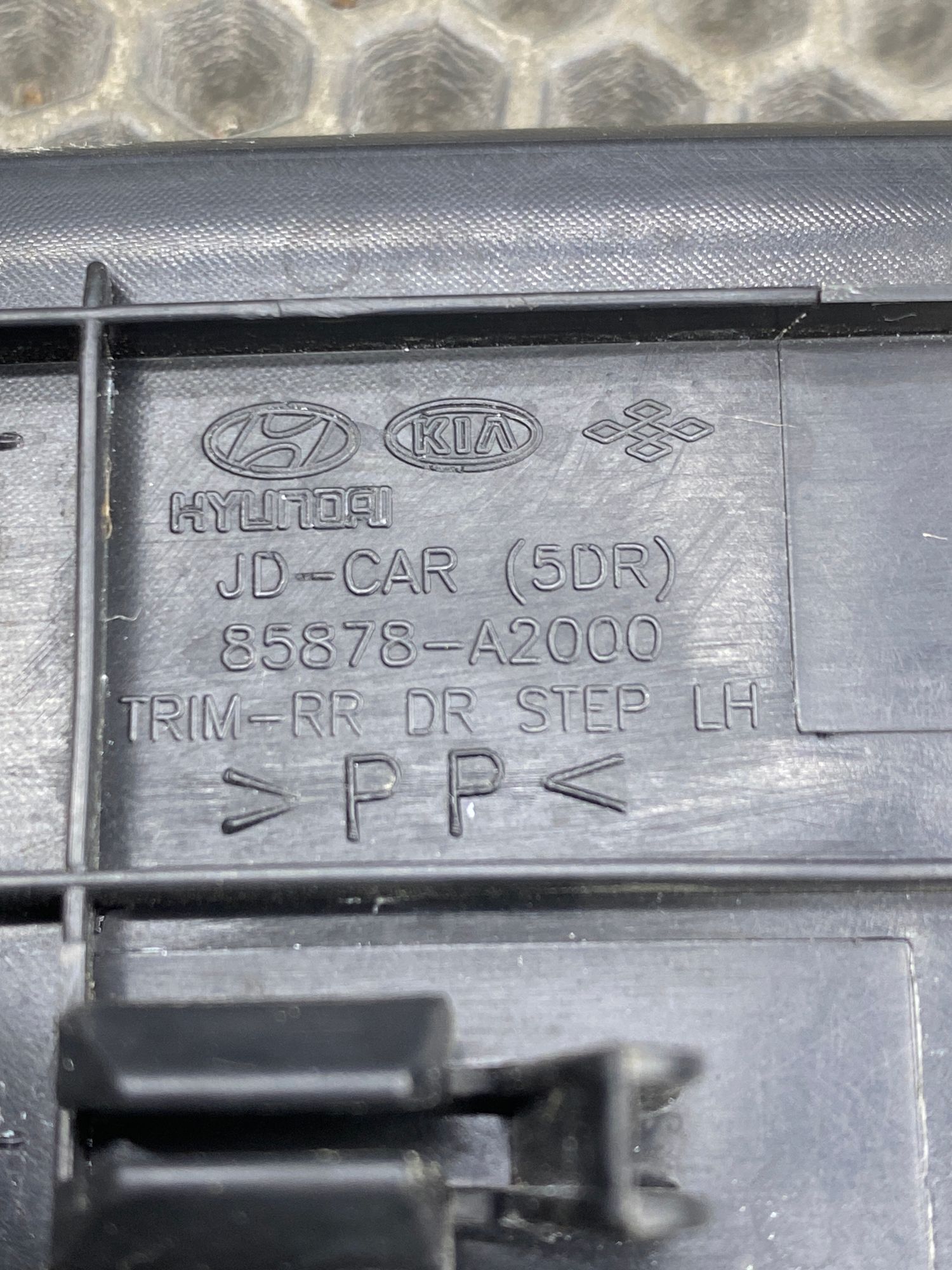 https://ycs.partsauto.market/partsauto-images/thmbs/userImages/c8f07ba63eb5b2f0f6006ea854bf8f7d/part/8488b144-1d33-4ac4-a0d3-cc17bae2b4ff_1777302131356.jpg