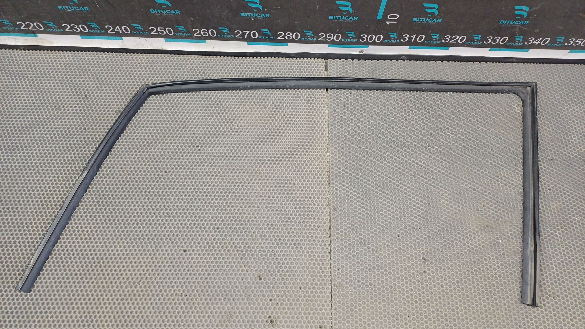 https://ycs.partsauto.market/partsauto-images/thmbs/userImages/c8f07ba63eb5b2f0f6006ea854bf8f7d/part/85473b70-663e-48e3-bd59-54220cfa3a6d_1777202948366.jpg