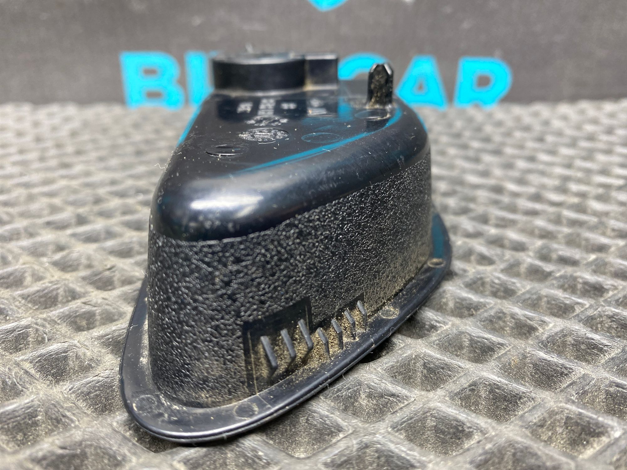 https://ycs.partsauto.market/partsauto-images/thmbs/userImages/c8f07ba63eb5b2f0f6006ea854bf8f7d/part/85d3212e-a186-4e3d-bdd1-b46739f8eaac_1776928808653.jpg
