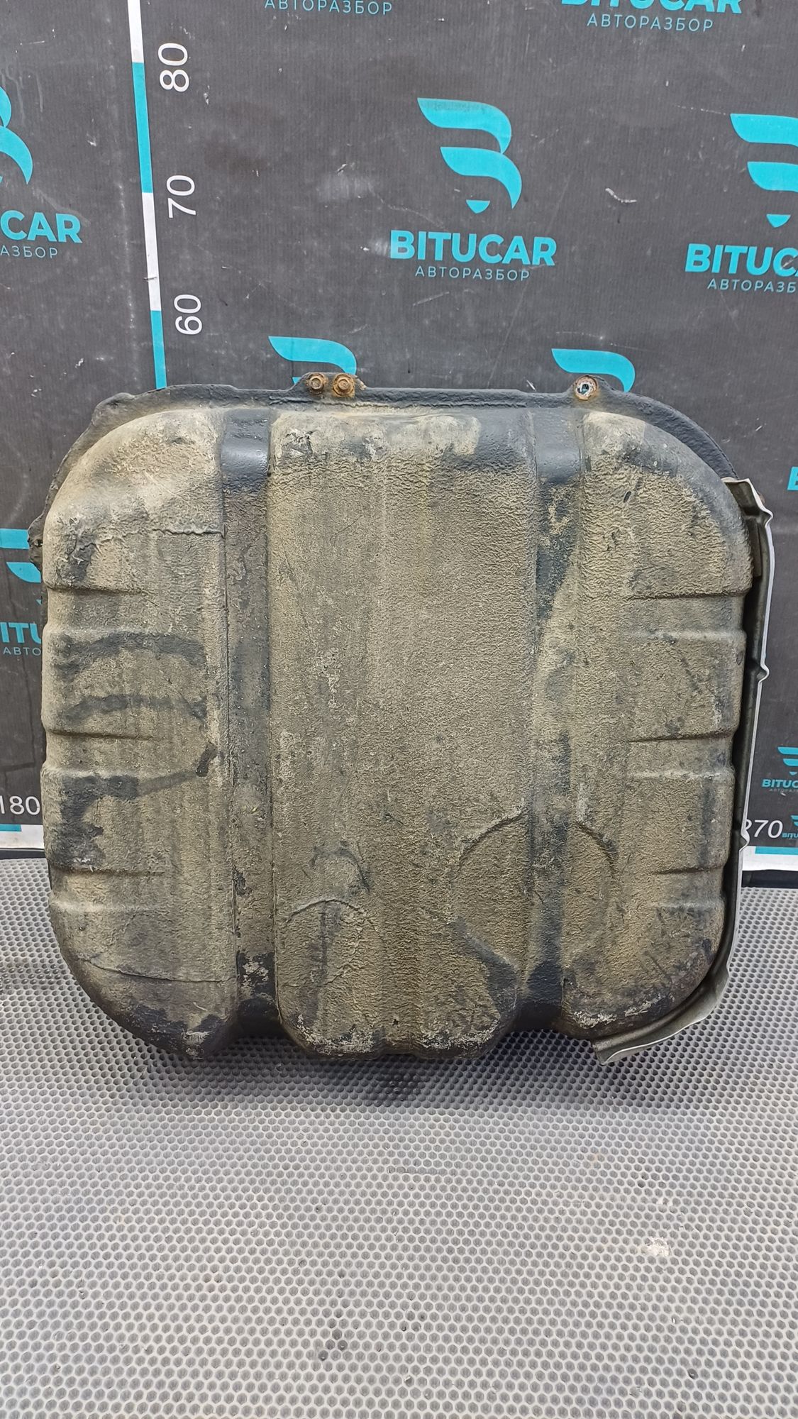 https://ycs.partsauto.market/partsauto-images/thmbs/userImages/c8f07ba63eb5b2f0f6006ea854bf8f7d/part/87ad4a4d-07da-4ea0-8952-a26daf24f692_1777189203549.jpg
