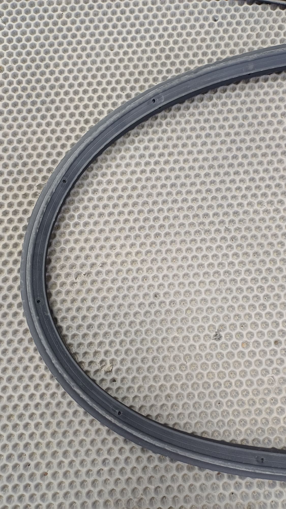 https://ycs.partsauto.market/partsauto-images/thmbs/userImages/c8f07ba63eb5b2f0f6006ea854bf8f7d/part/8812cdea-1509-4016-b471-df858d8234b1_1777209238965.jpg