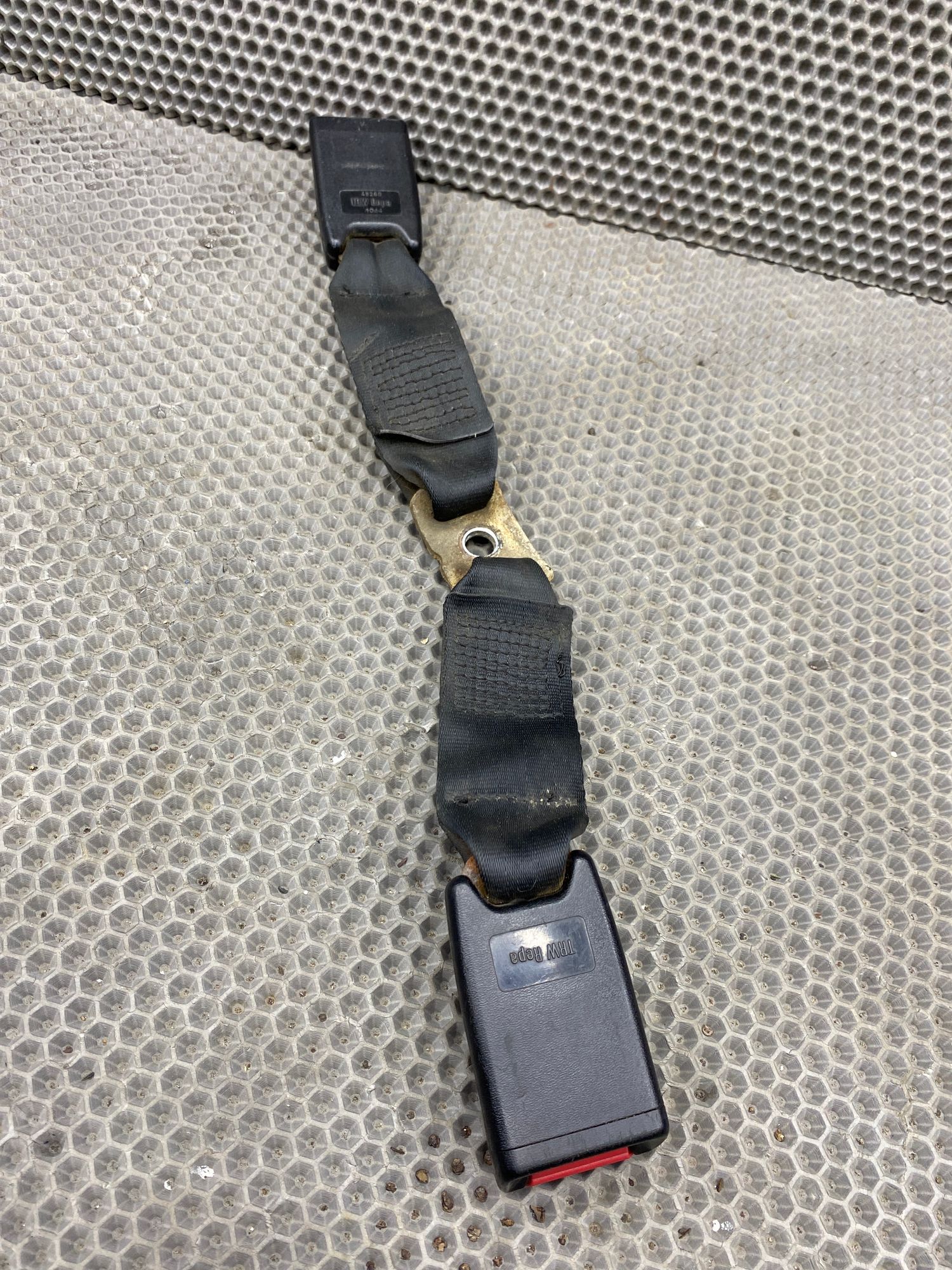 Б/У Замок спинки сидения Toyota CARINA E 6 дорест. 1992—1996 1994 Зеленый, 990 рублей, Краснодар