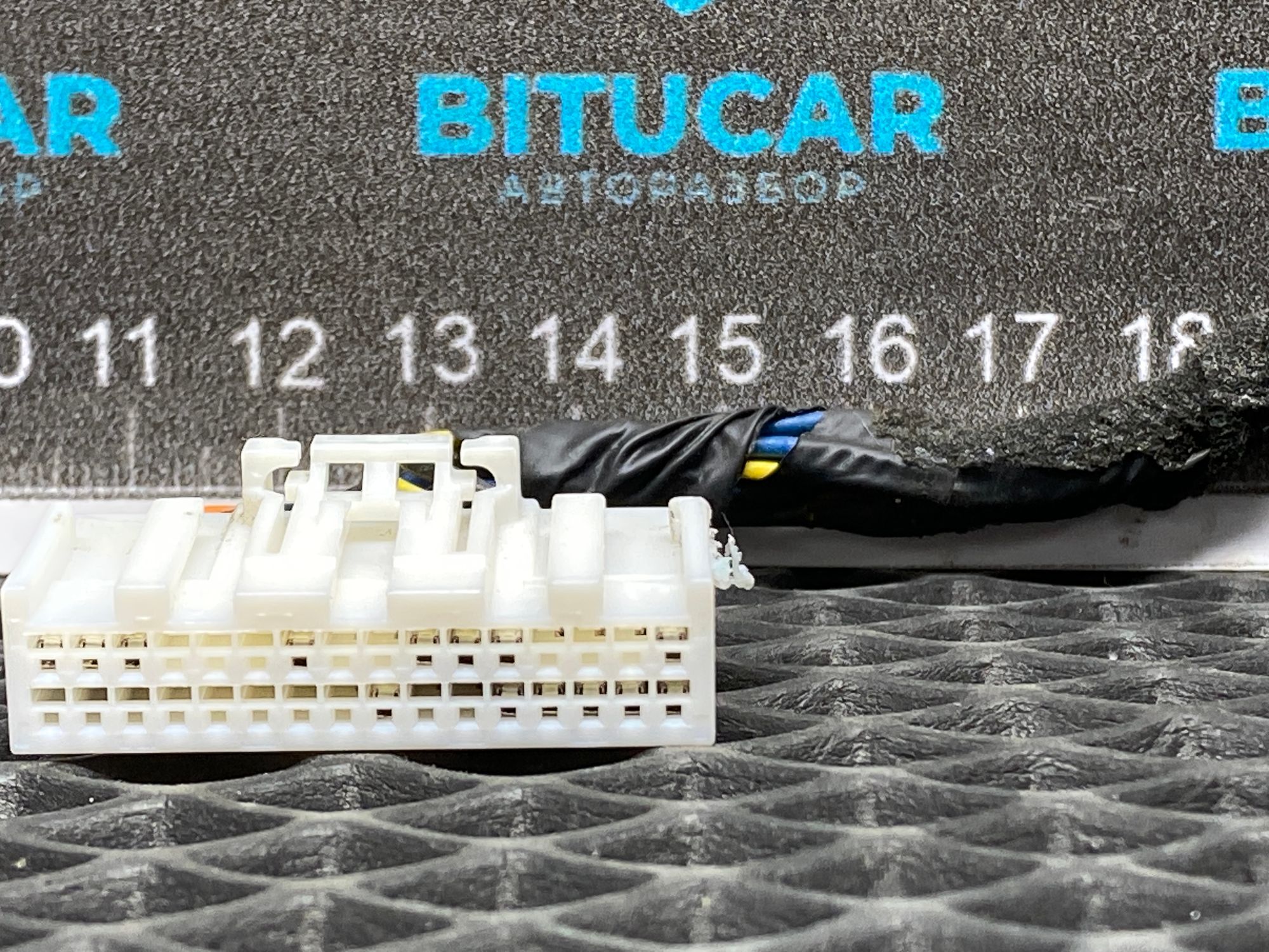 https://ycs.partsauto.market/partsauto-images/thmbs/userImages/c8f07ba63eb5b2f0f6006ea854bf8f7d/part/8883d1a0-9926-4d62-b661-63fc42b3fb8a_1777710123068.jpg
