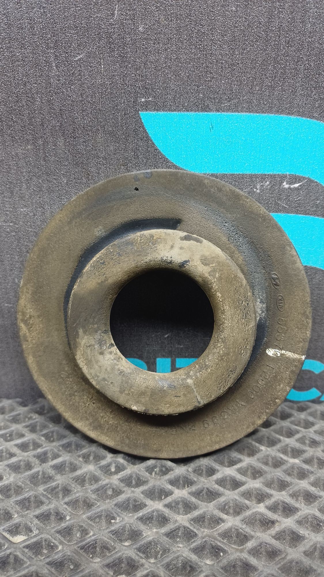 https://ycs.partsauto.market/partsauto-images/thmbs/userImages/c8f07ba63eb5b2f0f6006ea854bf8f7d/part/899c3b66-037e-4125-8e07-e63e1cae2434_1777100295601.jpg