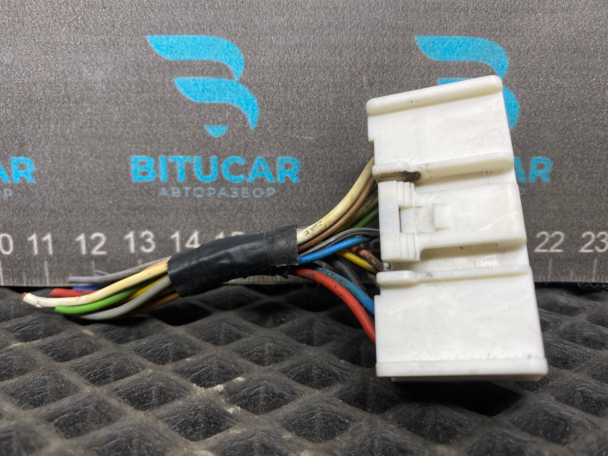 https://ycs.partsauto.market/partsauto-images/thmbs/userImages/c8f07ba63eb5b2f0f6006ea854bf8f7d/part/899f173c-e5ec-46db-81c4-0d151f0e70f9_1777461065612.jpg