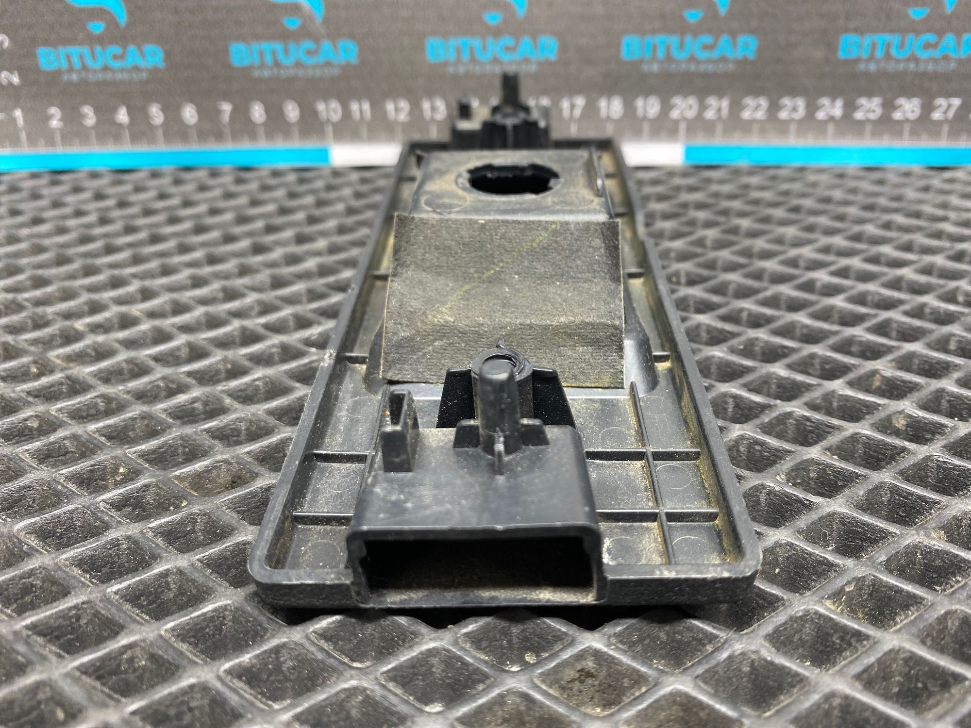 https://ycs.partsauto.market/partsauto-images/thmbs/userImages/c8f07ba63eb5b2f0f6006ea854bf8f7d/part/8a2bfd66-acfe-4015-b41c-b03bdf9189ff_1777789081284.jpg