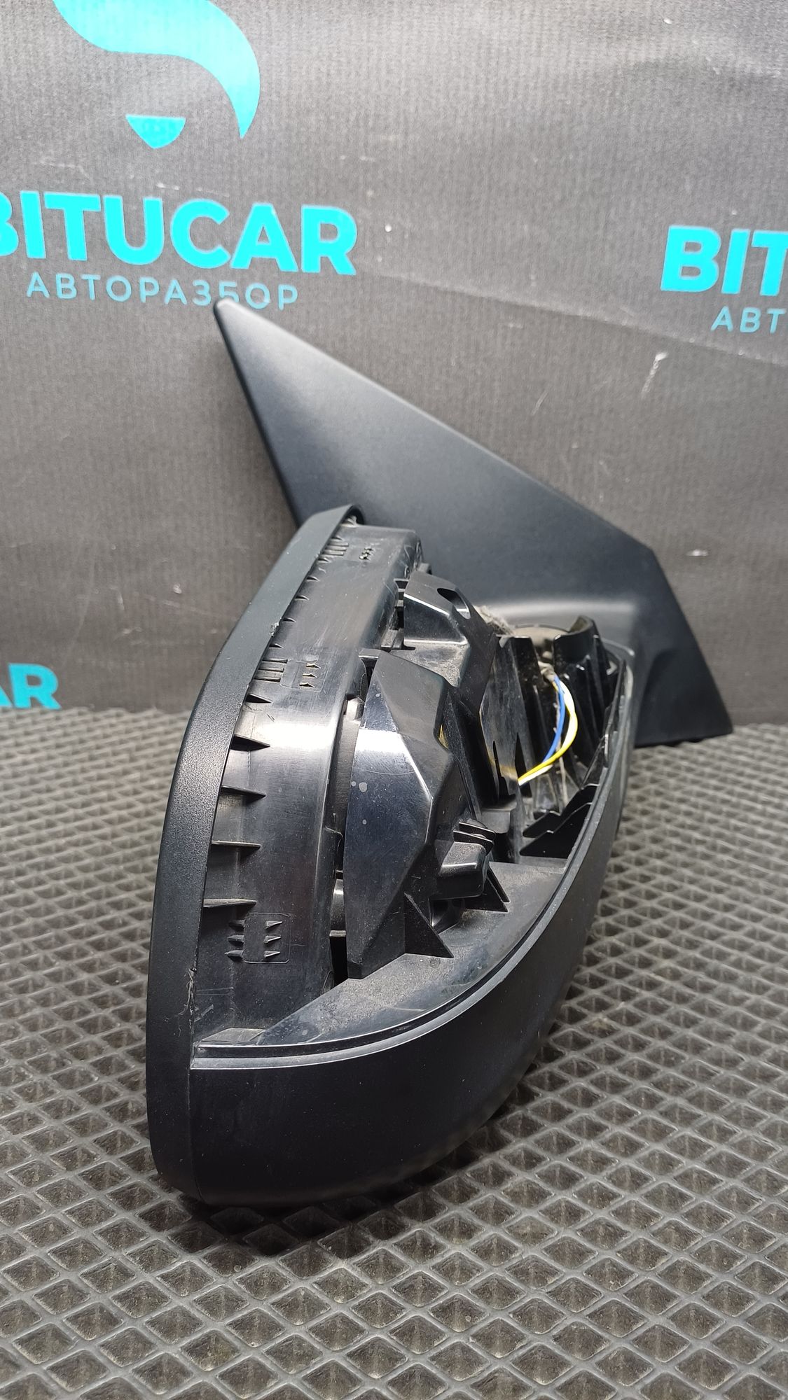 https://ycs.partsauto.market/partsauto-images/thmbs/userImages/c8f07ba63eb5b2f0f6006ea854bf8f7d/part/8a638f26-417f-45d4-8824-8c8e1a052eb0_1776840328393.jpg