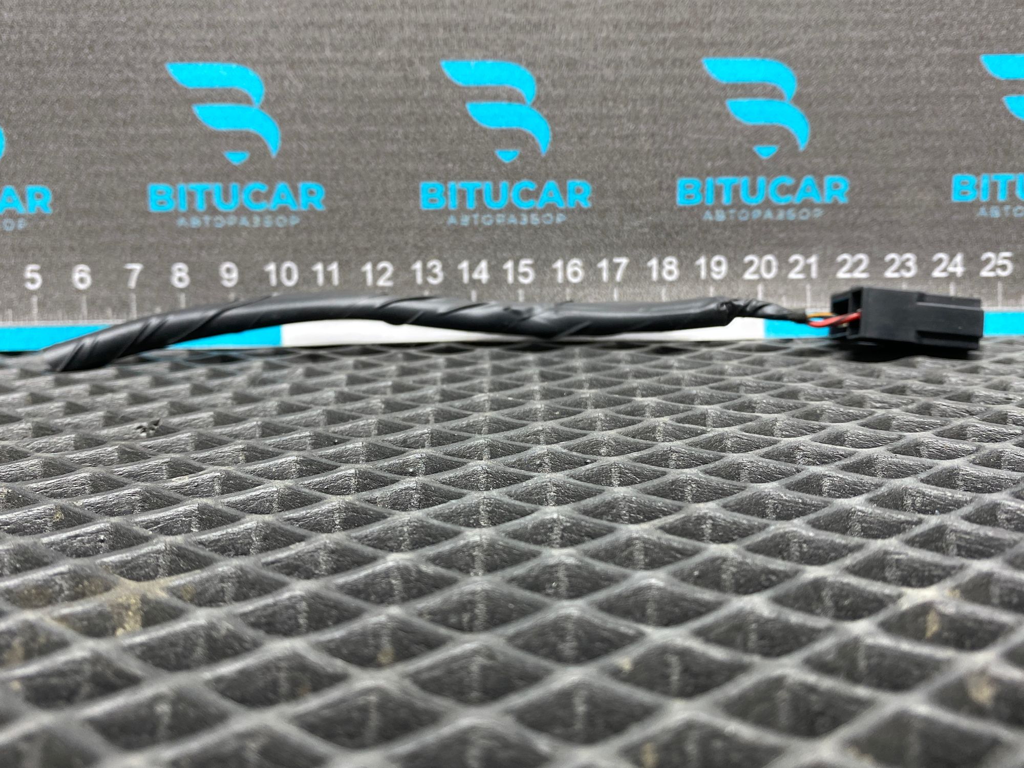 https://ycs.partsauto.market/partsauto-images/thmbs/userImages/c8f07ba63eb5b2f0f6006ea854bf8f7d/part/8a932297-56fa-4367-aee7-610233a1d82d_1777708711024.jpg