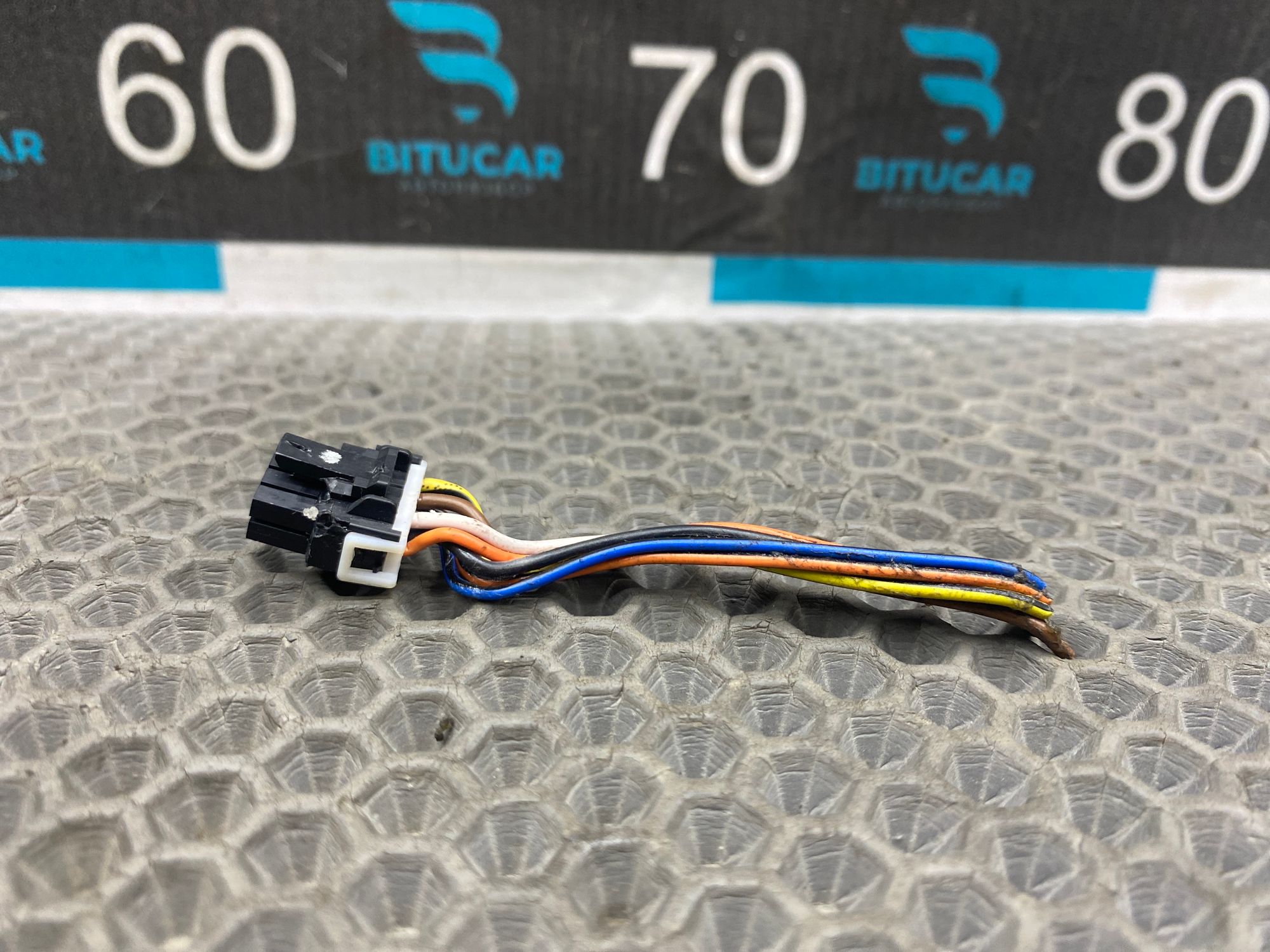 https://ycs.partsauto.market/partsauto-images/thmbs/userImages/c8f07ba63eb5b2f0f6006ea854bf8f7d/part/8ab17a61-37ec-40e1-bf25-d03062afbf81_1767097751002.jpg