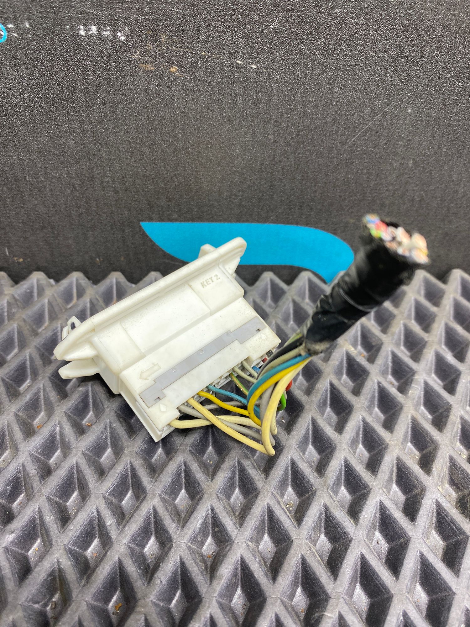 https://ycs.partsauto.market/partsauto-images/thmbs/userImages/c8f07ba63eb5b2f0f6006ea854bf8f7d/part/8bc34088-bac0-47eb-9a4d-5b9509676355_1774621729968.jpg