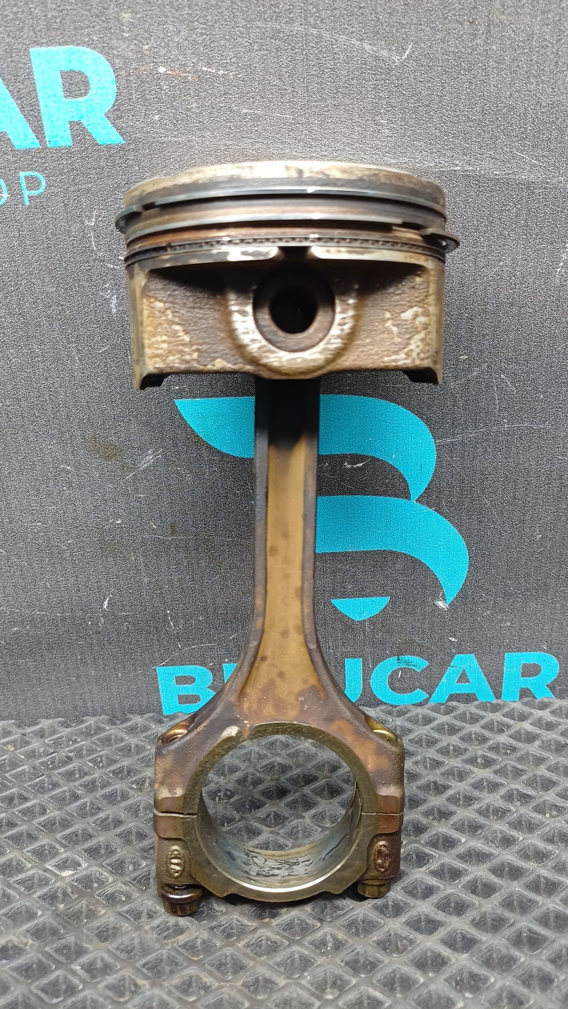 https://ycs.partsauto.market/partsauto-images/thmbs/userImages/c8f07ba63eb5b2f0f6006ea854bf8f7d/part/8c6e91f4-b8e5-4292-a9f0-26e40e007430_1777196558862.jpg