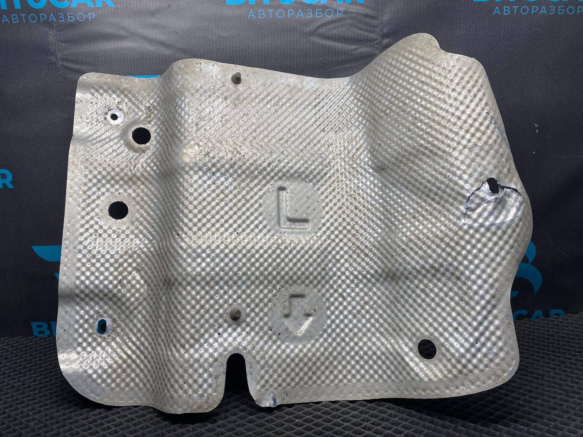 https://ycs.partsauto.market/partsauto-images/thmbs/userImages/c8f07ba63eb5b2f0f6006ea854bf8f7d/part/8cbae857-ebda-4ea8-8a23-972478372dca_1777466070303.jpg
