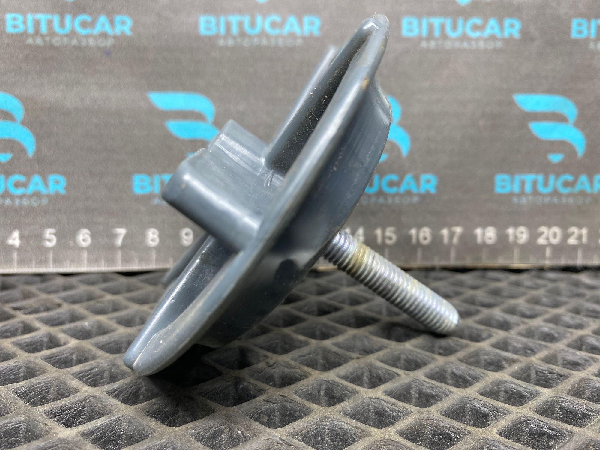 https://ycs.partsauto.market/partsauto-images/thmbs/userImages/c8f07ba63eb5b2f0f6006ea854bf8f7d/part/8dca66c9-67db-460b-8caa-9175f4635743_1777451124816.jpg