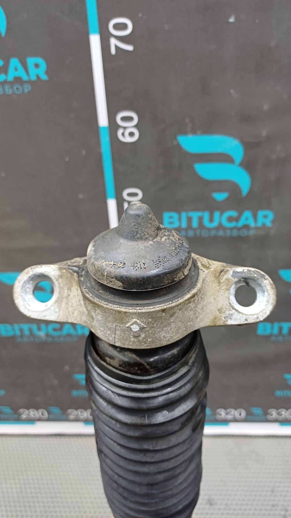https://ycs.partsauto.market/partsauto-images/thmbs/userImages/c8f07ba63eb5b2f0f6006ea854bf8f7d/part/8e5c47d2-b210-4cd9-a075-afc3f821b3a7_1777120095381.jpg