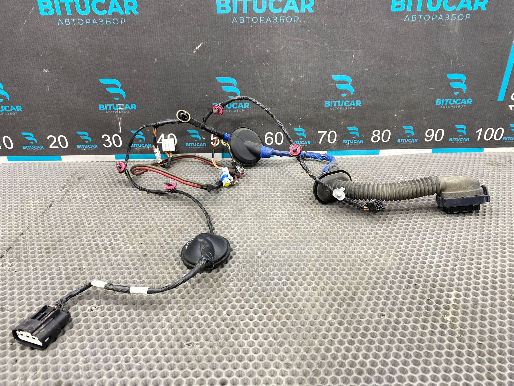 https://ycs.partsauto.market/partsauto-images/thmbs/userImages/c8f07ba63eb5b2f0f6006ea854bf8f7d/part/8f7f4354-8908-4ea0-875a-297edb918caf_1771228300722.jpg