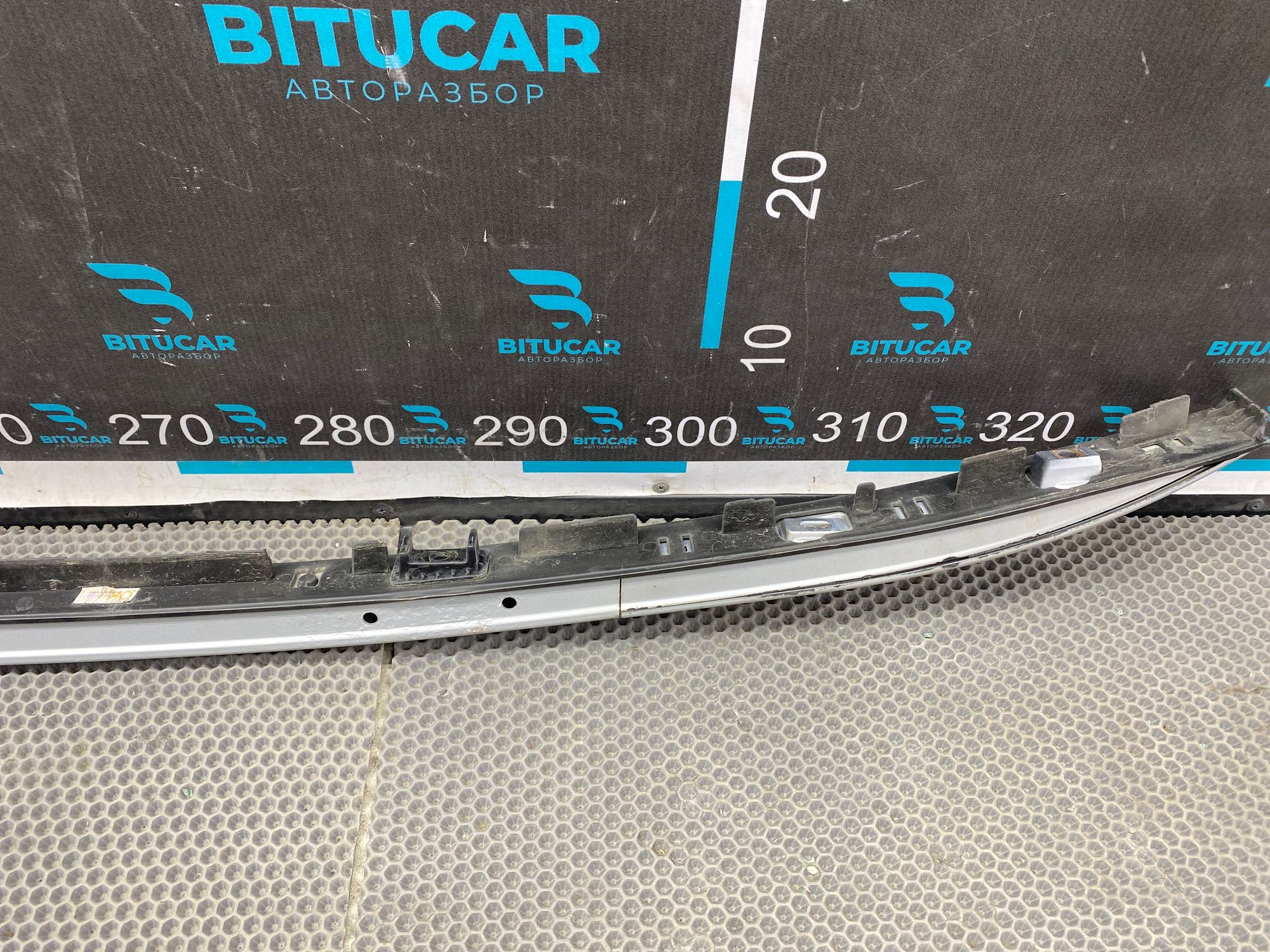 https://ycs.partsauto.market/partsauto-images/thmbs/userImages/c8f07ba63eb5b2f0f6006ea854bf8f7d/part/8fdc667b-5090-4852-82ae-545563a84c0c_1777373285158.jpg