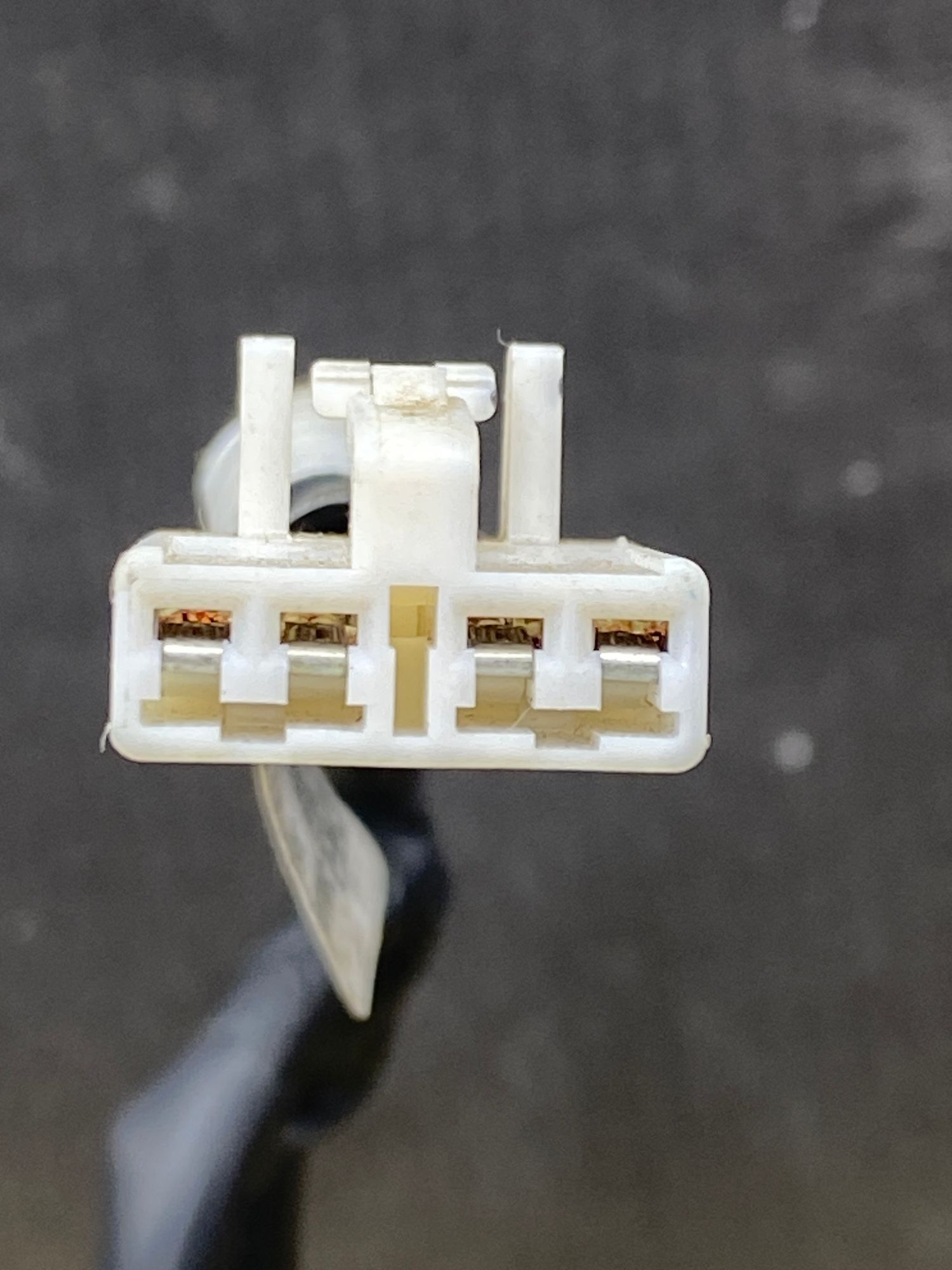 https://ycs.partsauto.market/partsauto-images/thmbs/userImages/c8f07ba63eb5b2f0f6006ea854bf8f7d/part/90279b40-c5f3-4abe-b318-4034526777d1_1777038549930.jpg