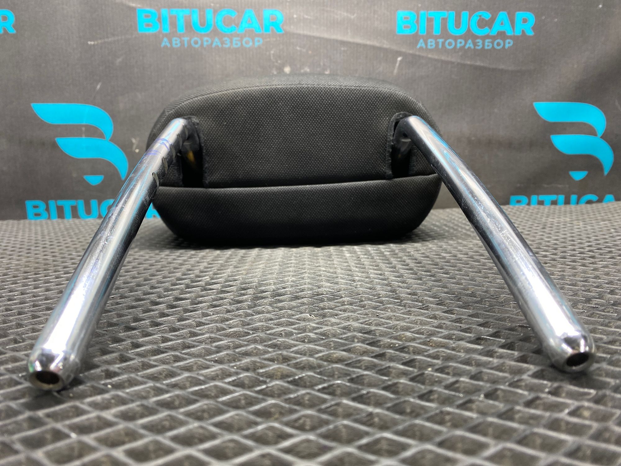 https://ycs.partsauto.market/partsauto-images/thmbs/userImages/c8f07ba63eb5b2f0f6006ea854bf8f7d/part/904febb5-b7e0-4180-af4e-e1fbd151a774_1777618369640.jpg