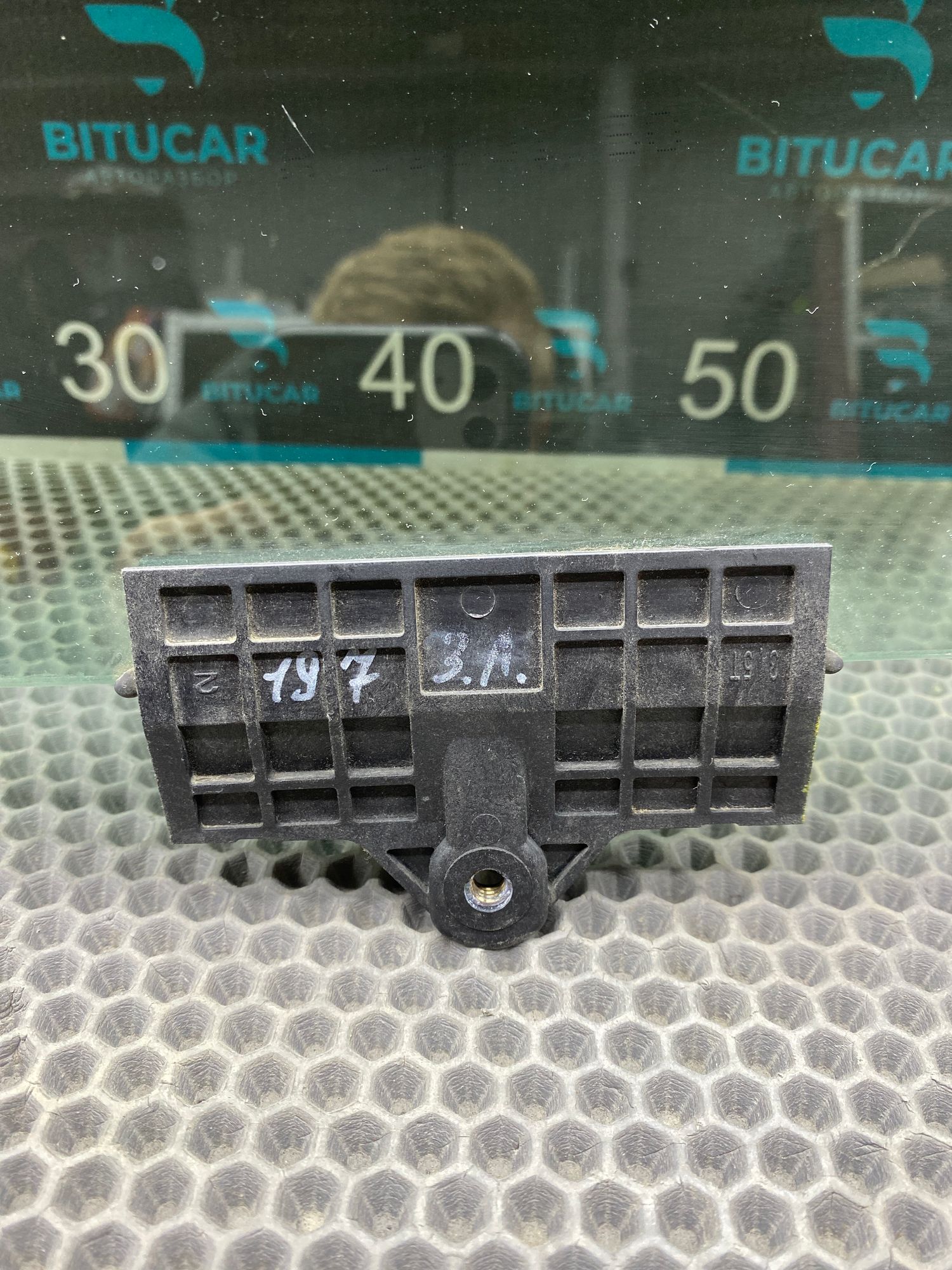 Б/У Стекло двери задней левой Kia Optima 4 JF (G4KJ) 2.4L AT 2019 GT-Line, 5990 рублей, Краснодар