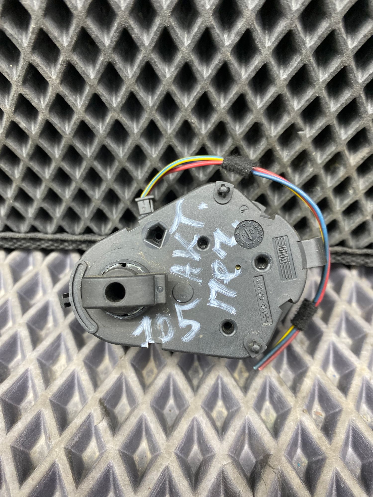 Б/У Сервопривод заслонок отопителя BMW 7-Series 4 дорест. 2001—2005 2003 Черный, 890 рублей, Краснодар