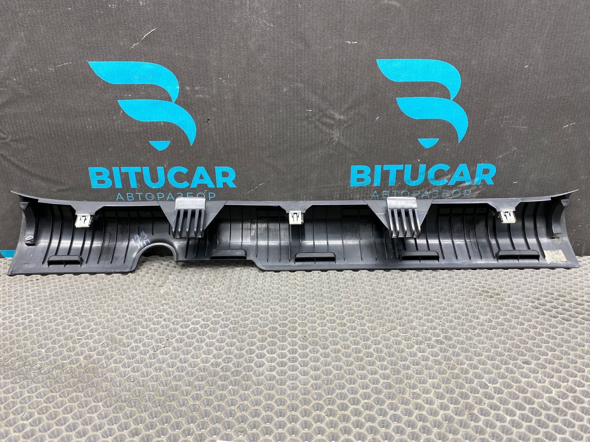 https://ycs.partsauto.market/partsauto-images/thmbs/userImages/c8f07ba63eb5b2f0f6006ea854bf8f7d/part/92e7189a-333b-4df1-a367-33596a231d1b_1777021593582.jpg