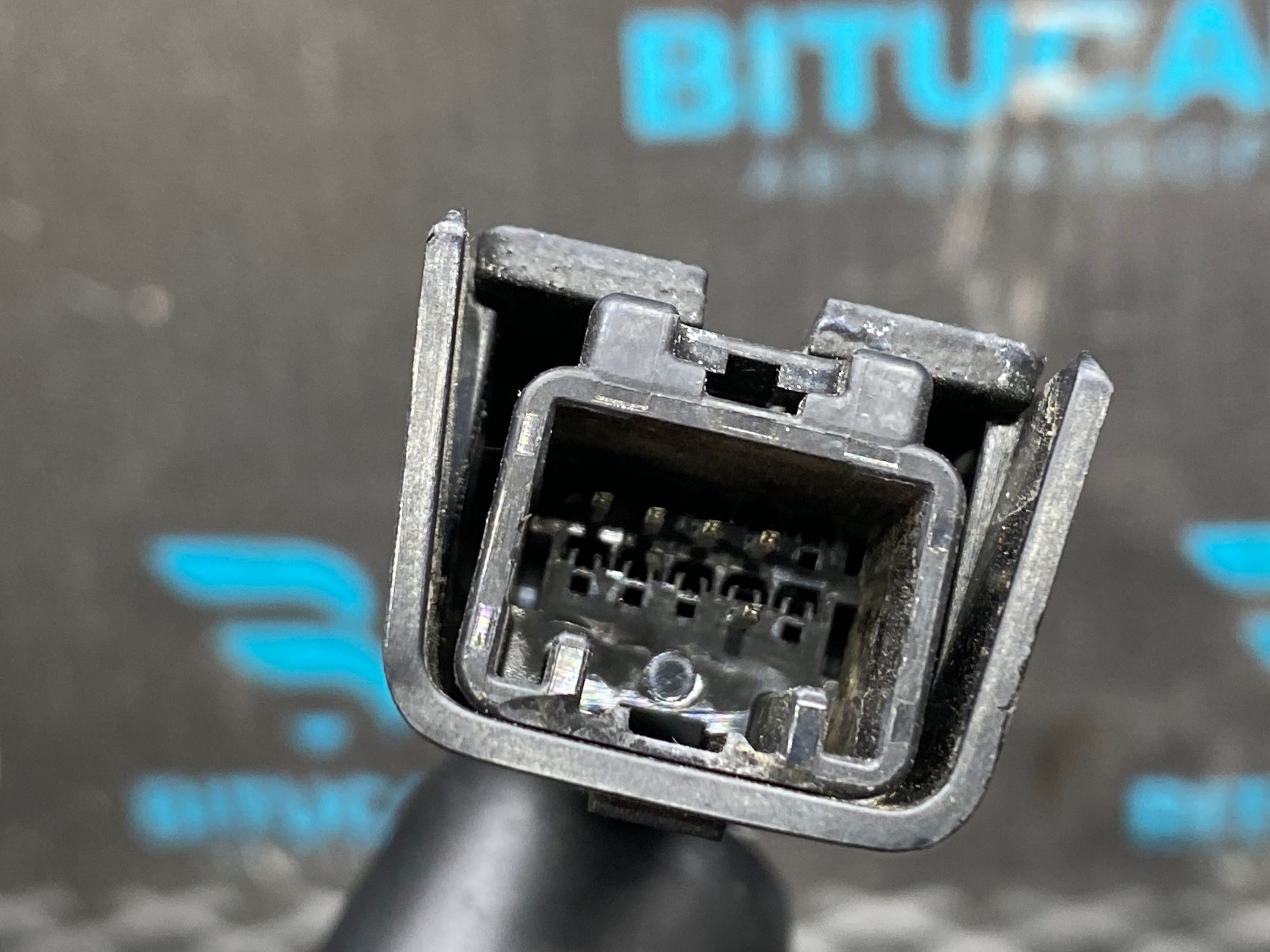 https://ycs.partsauto.market/partsauto-images/thmbs/userImages/c8f07ba63eb5b2f0f6006ea854bf8f7d/part/93879e7a-d7ff-4127-b183-4e0d4a1b4cef_1777799442464.jpg