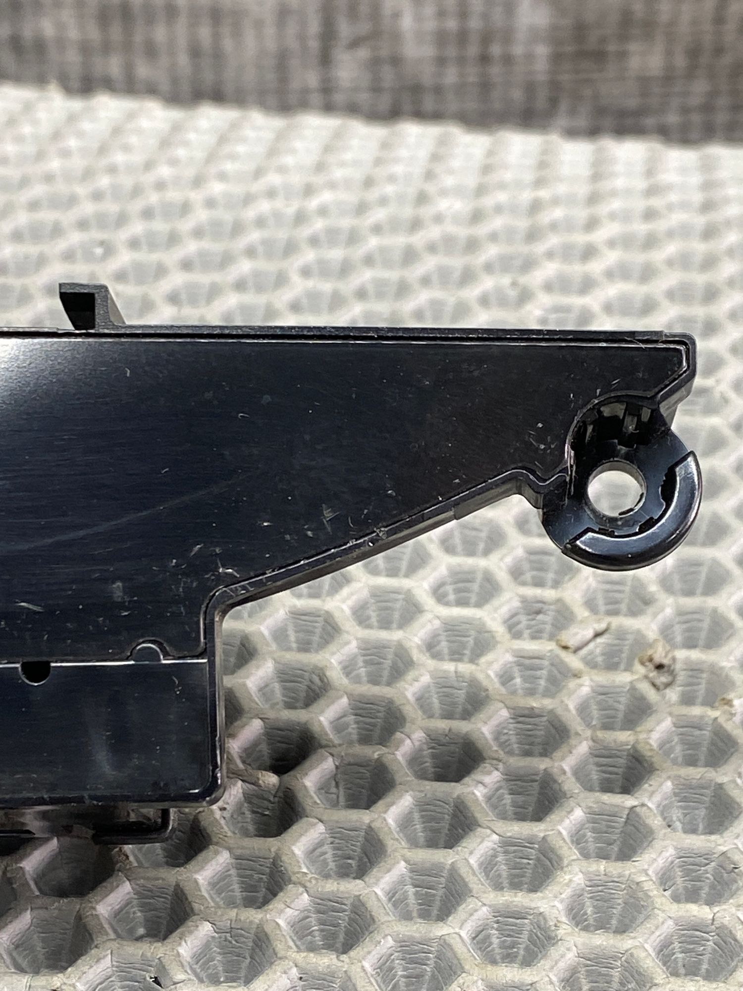 https://ycs.partsauto.market/partsauto-images/thmbs/userImages/c8f07ba63eb5b2f0f6006ea854bf8f7d/part/93ff326b-c4e0-4bc1-93e8-1cc94282ef83_1777531761720.jpg