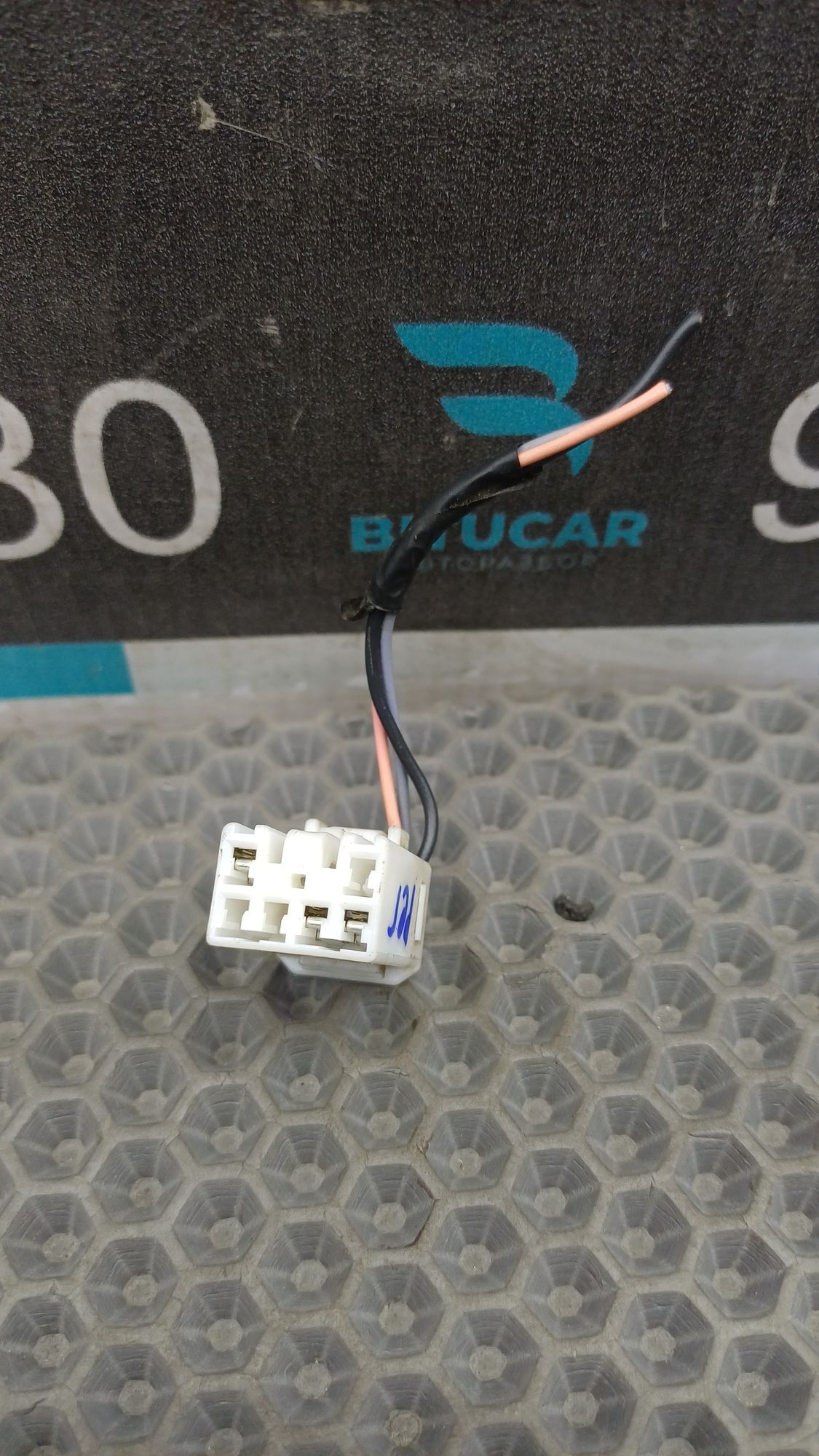 https://ycs.partsauto.market/partsauto-images/thmbs/userImages/c8f07ba63eb5b2f0f6006ea854bf8f7d/part/94a6224e-254a-4539-81fc-62daad2086a9_1774868544102.jpg