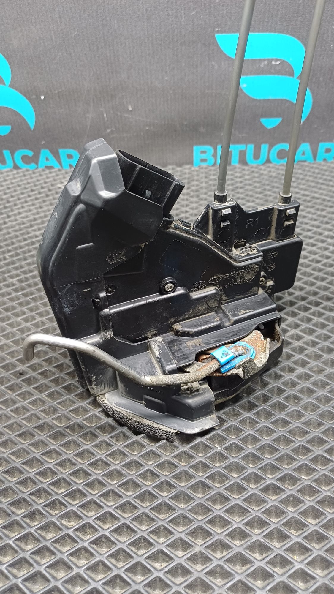 Б/У Замок двери правой задней Kia Rio 4 (G4FG) 1.6L AT 2021, 5990 рублей, Краснодар