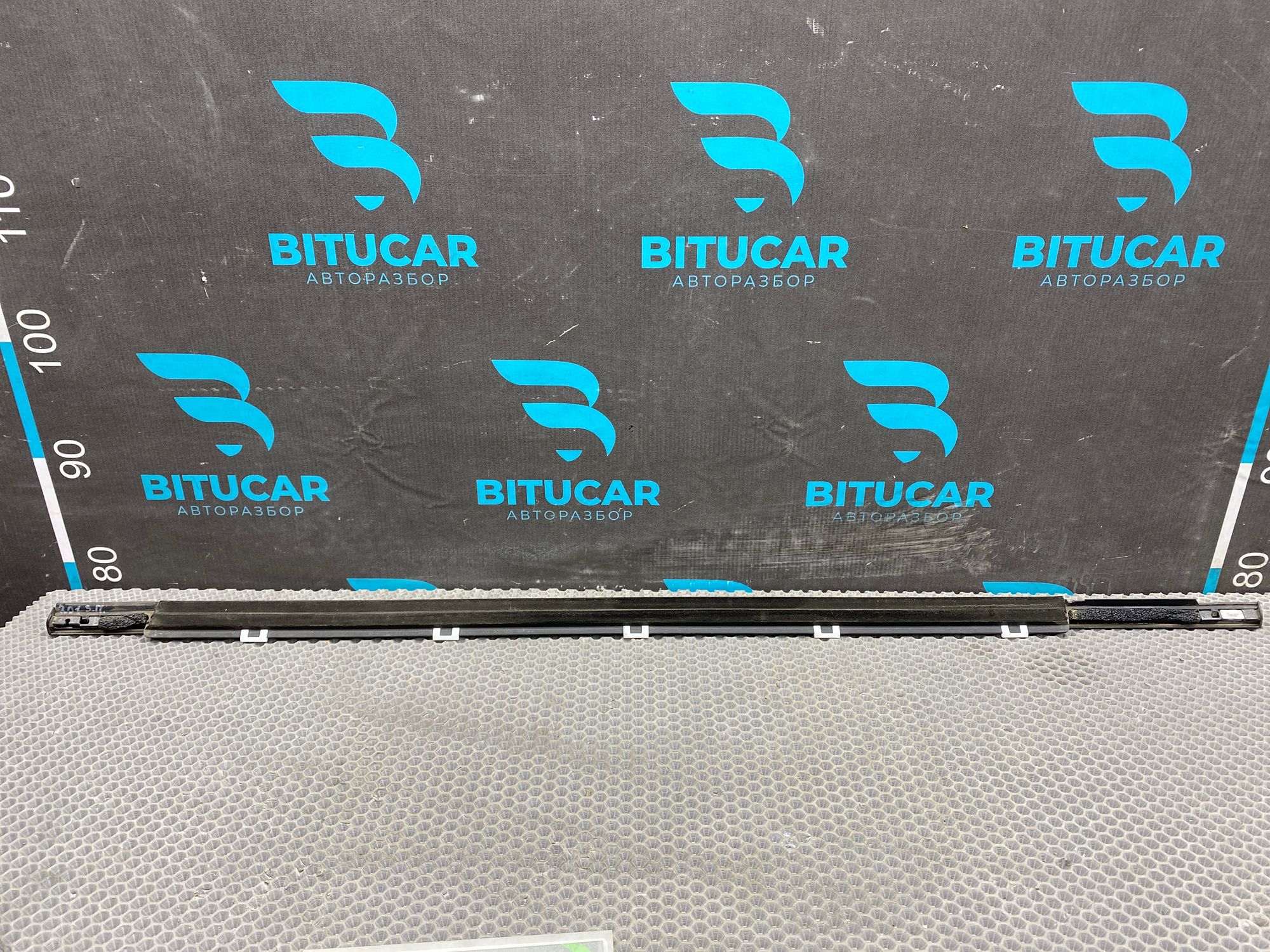 https://ycs.partsauto.market/partsauto-images/thmbs/userImages/c8f07ba63eb5b2f0f6006ea854bf8f7d/part/95065d8f-e71f-4f21-a8d6-781b677e2b1d_1777032197734.jpg