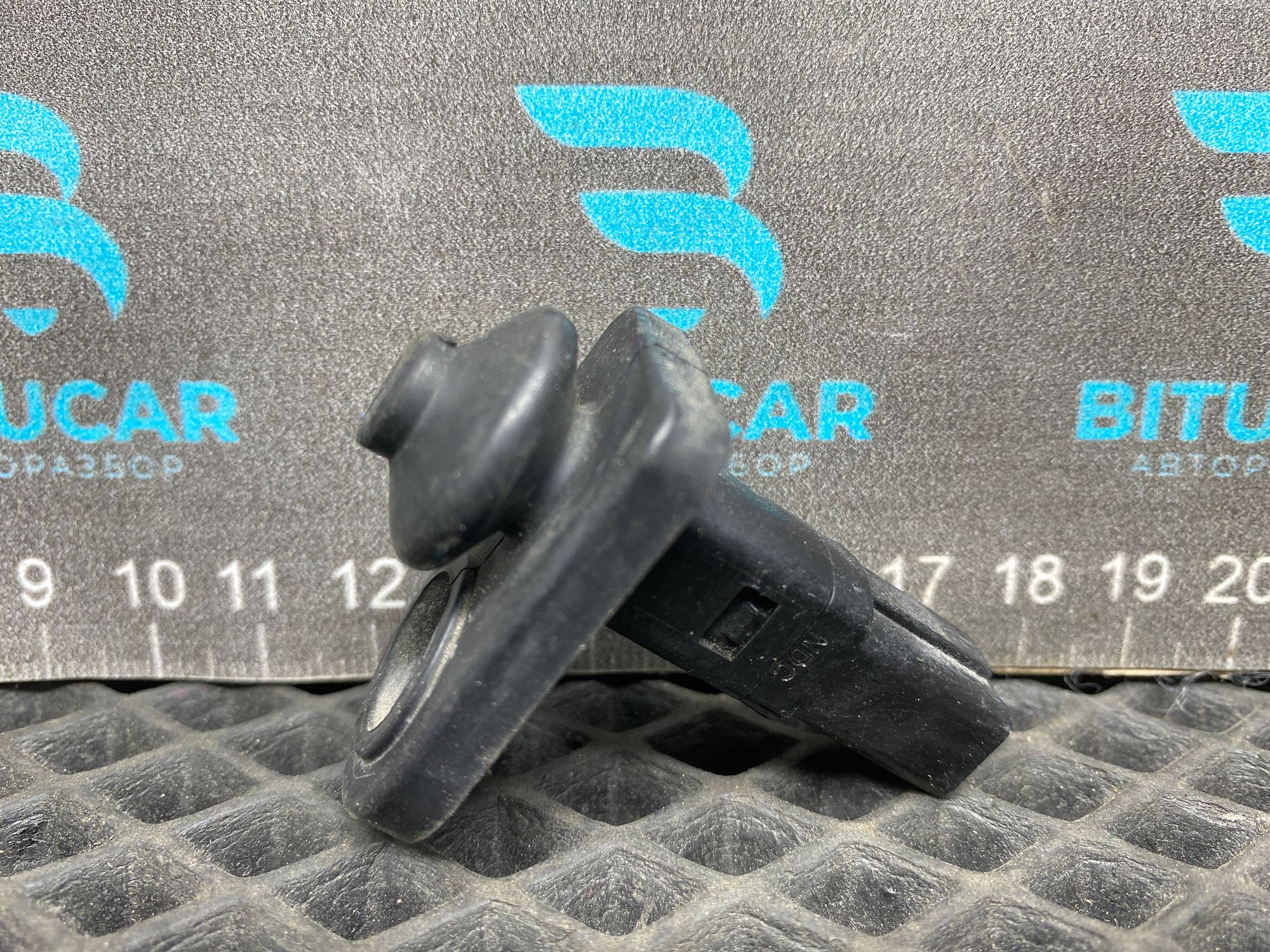 https://ycs.partsauto.market/partsauto-images/thmbs/userImages/c8f07ba63eb5b2f0f6006ea854bf8f7d/part/96543dc0-0319-4aa4-bdeb-84c496152632_1777469979479.jpg