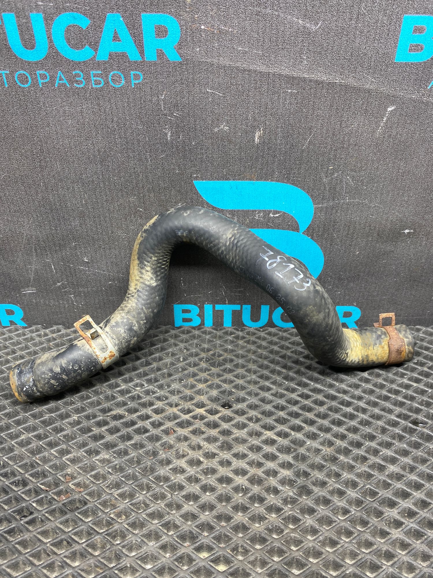 https://ycs.partsauto.market/partsauto-images/thmbs/userImages/c8f07ba63eb5b2f0f6006ea854bf8f7d/part/9734e430-2c21-427b-9479-b37ca6167182_1777122528706.jpg