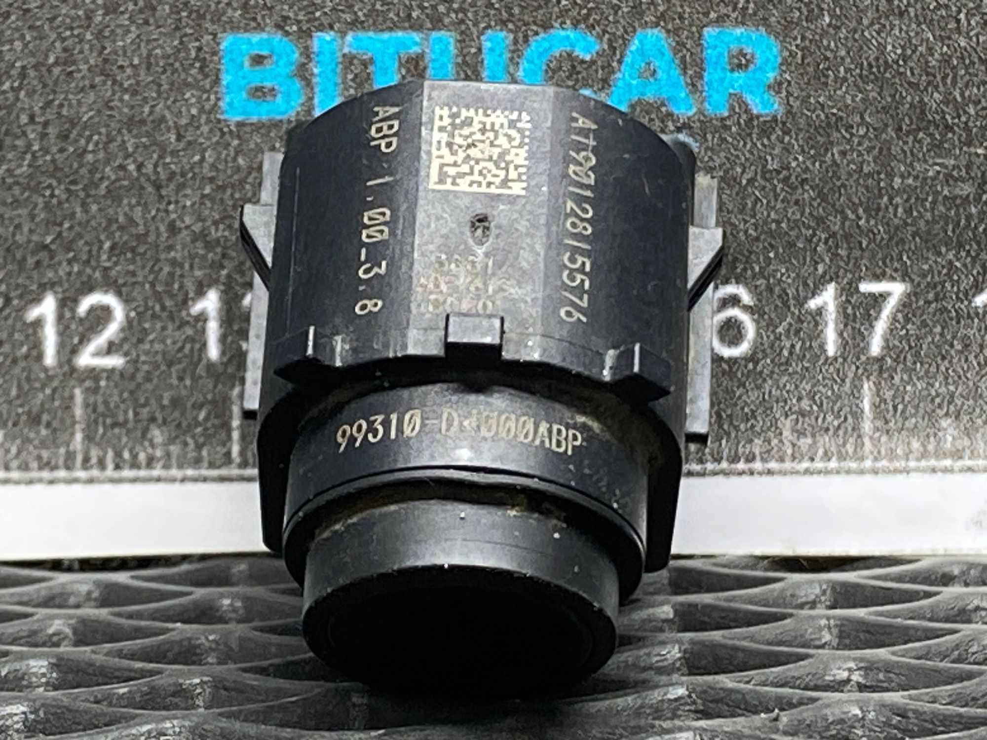 https://ycs.partsauto.market/partsauto-images/thmbs/userImages/c8f07ba63eb5b2f0f6006ea854bf8f7d/part/97351f57-0e56-4e73-917c-25a6e7f7ebfa_1777707361834.jpg