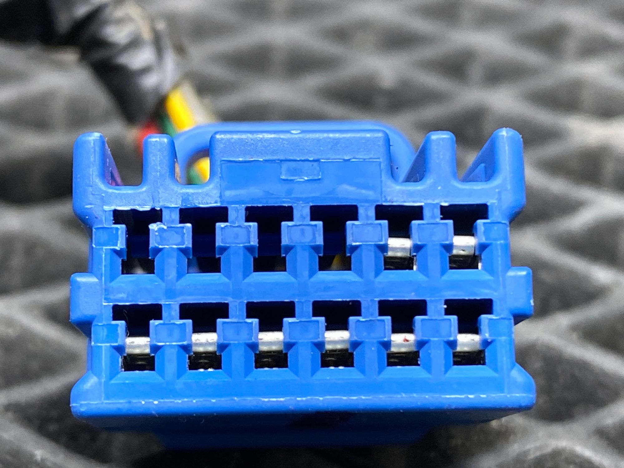 https://ycs.partsauto.market/partsauto-images/thmbs/userImages/c8f07ba63eb5b2f0f6006ea854bf8f7d/part/9779f11d-b8bd-42be-a86c-974dd5527aa7_1777730705282.jpg