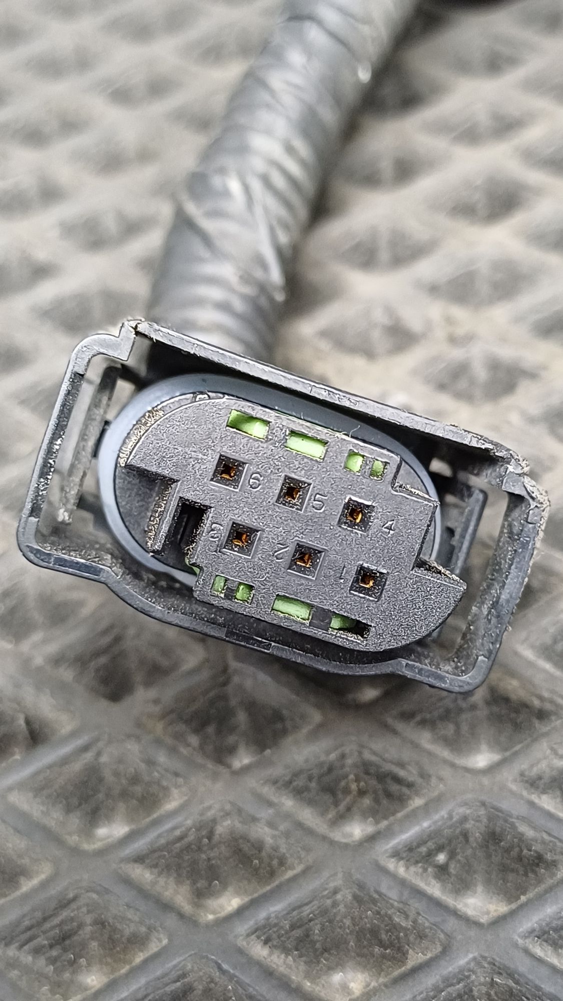 https://ycs.partsauto.market/partsauto-images/thmbs/userImages/c8f07ba63eb5b2f0f6006ea854bf8f7d/part/9832bbaf-34ab-4b3f-ba7b-e97647cbbae3_1777539436235.jpg