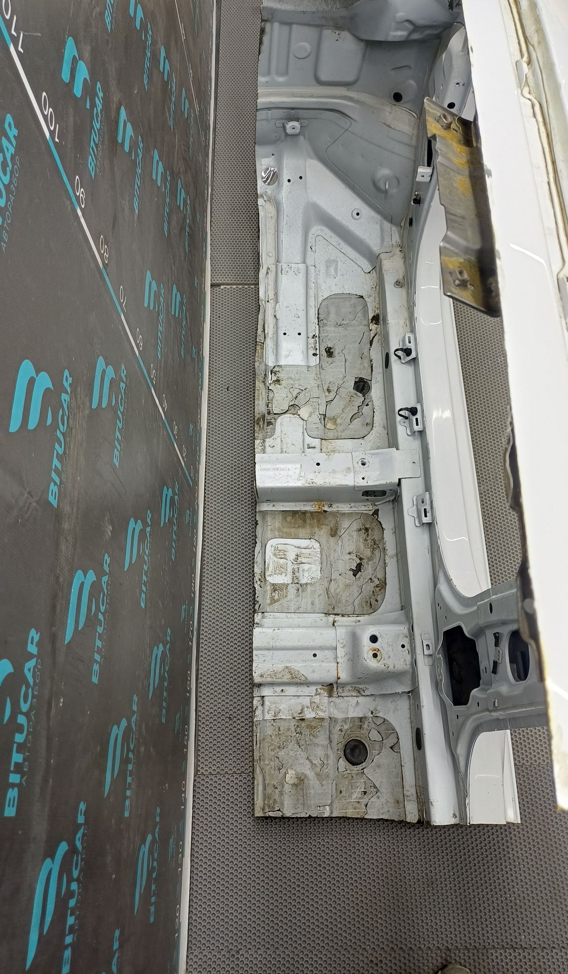 https://ycs.partsauto.market/partsauto-images/thmbs/userImages/c8f07ba63eb5b2f0f6006ea854bf8f7d/part/98d04226-a9dc-46ee-a4ee-3a1b55f9f81e_1776845691136.jpg