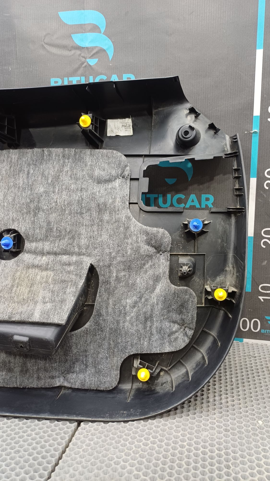 https://ycs.partsauto.market/partsauto-images/thmbs/userImages/c8f07ba63eb5b2f0f6006ea854bf8f7d/part/9a06f142-a92c-4c4b-adc0-d76a97663298_1777374623603.jpg