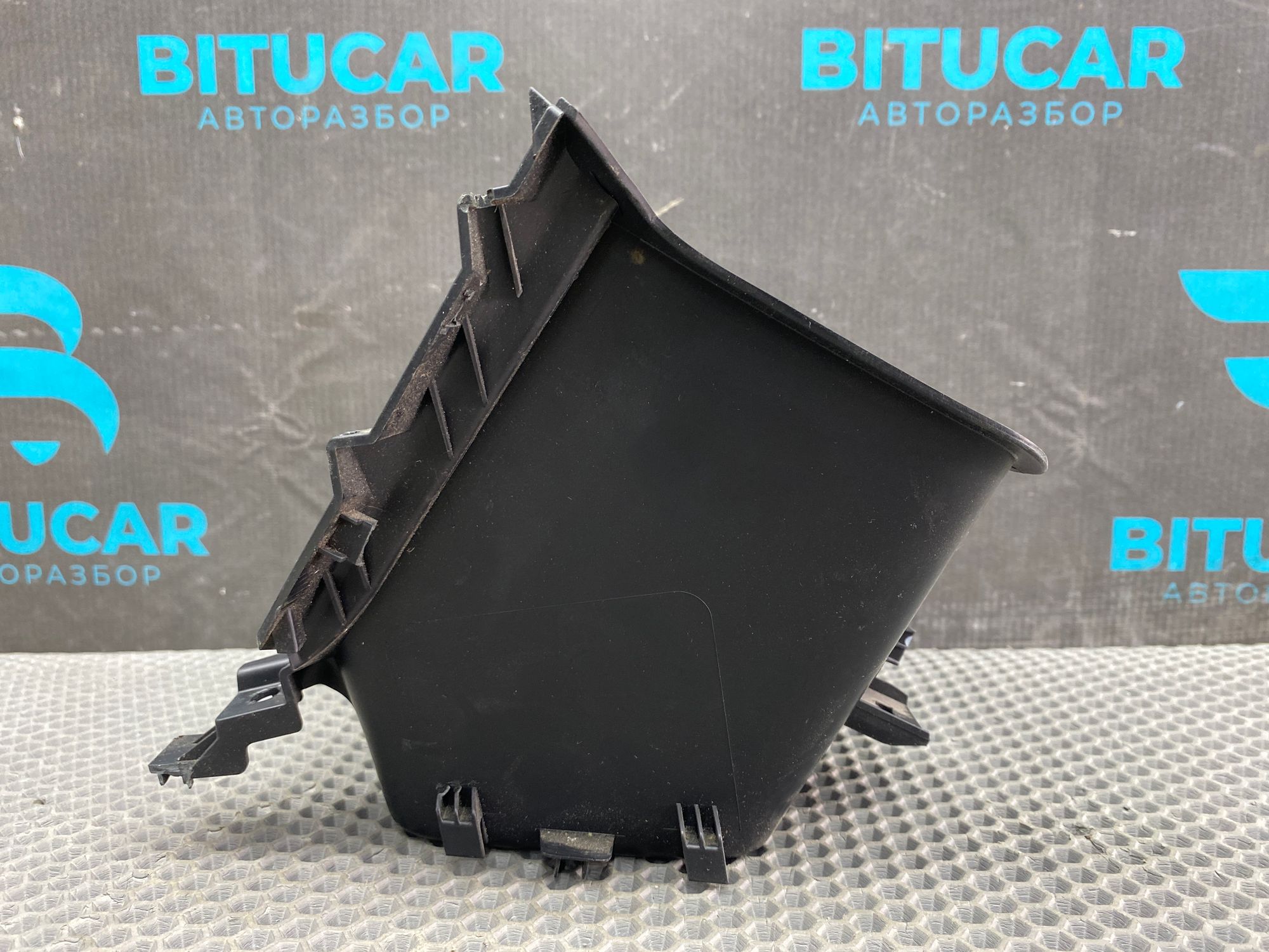 https://ycs.partsauto.market/partsauto-images/thmbs/userImages/c8f07ba63eb5b2f0f6006ea854bf8f7d/part/9a81acab-2df0-4332-8c80-9b08d26e818b_1777539237802.jpg