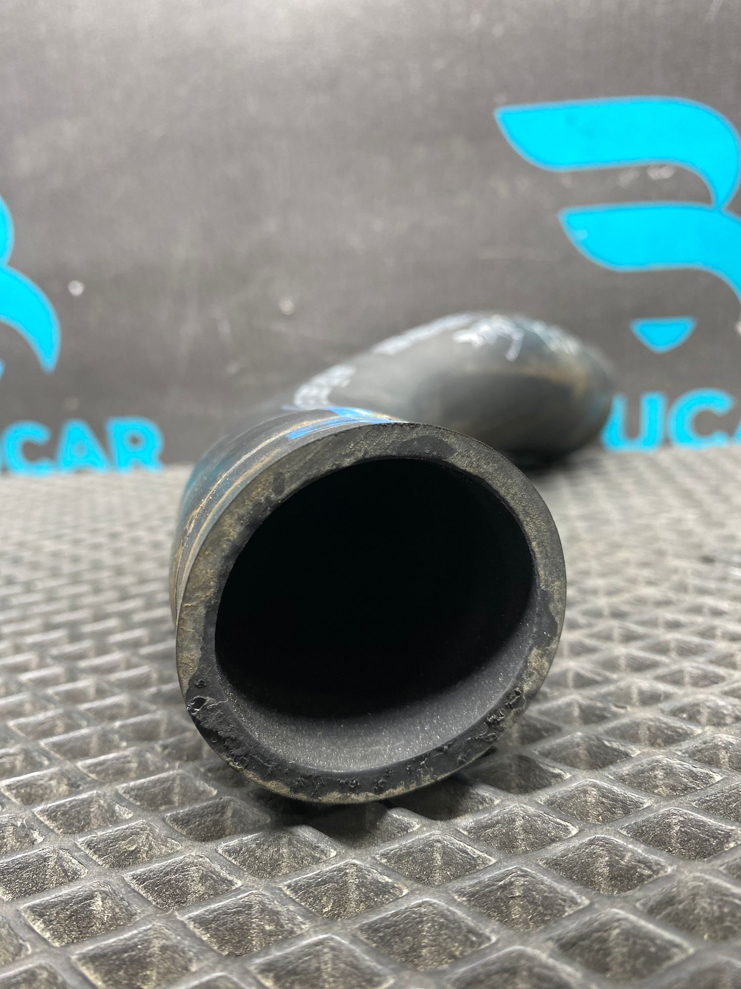 https://ycs.partsauto.market/partsauto-images/thmbs/userImages/c8f07ba63eb5b2f0f6006ea854bf8f7d/part/9b508746-1a51-4e03-84bd-c9ed523fd1a7_1776853882488.jpg