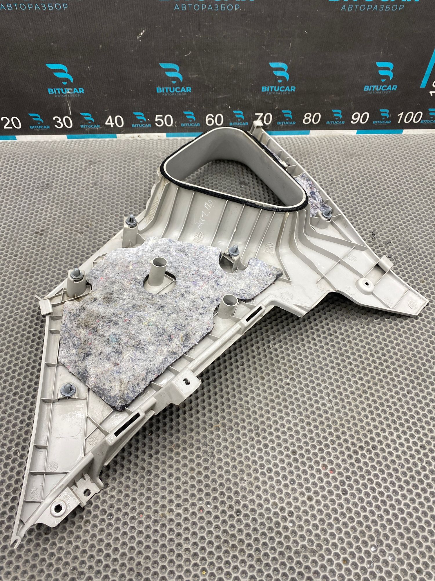 https://ycs.partsauto.market/partsauto-images/thmbs/userImages/c8f07ba63eb5b2f0f6006ea854bf8f7d/part/9f0447b6-2e6b-415e-a6cb-86378813ae04_1775050259387.jpg