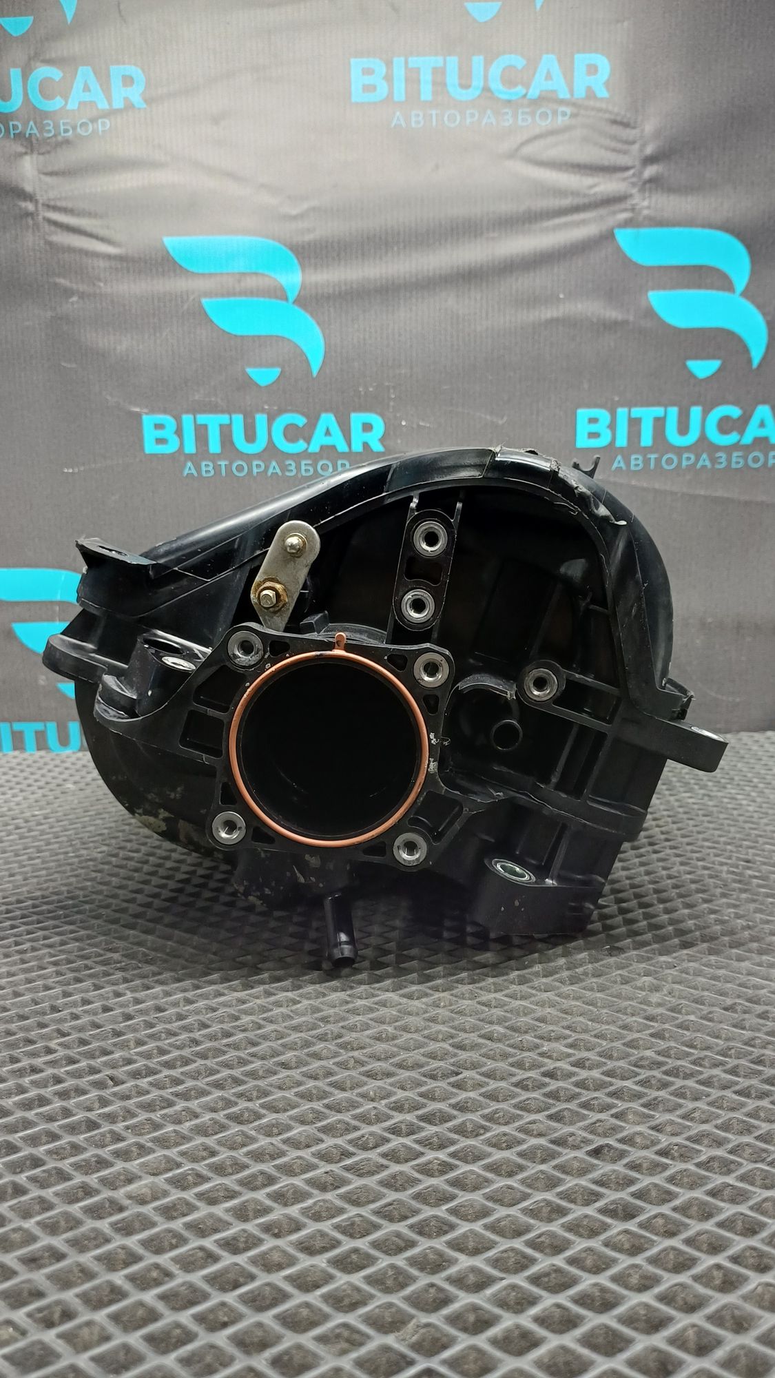 https://ycs.partsauto.market/partsauto-images/thmbs/userImages/c8f07ba63eb5b2f0f6006ea854bf8f7d/part/9f09fb1d-5c65-44c9-afee-6316cf14b045_1777109160169.jpg
