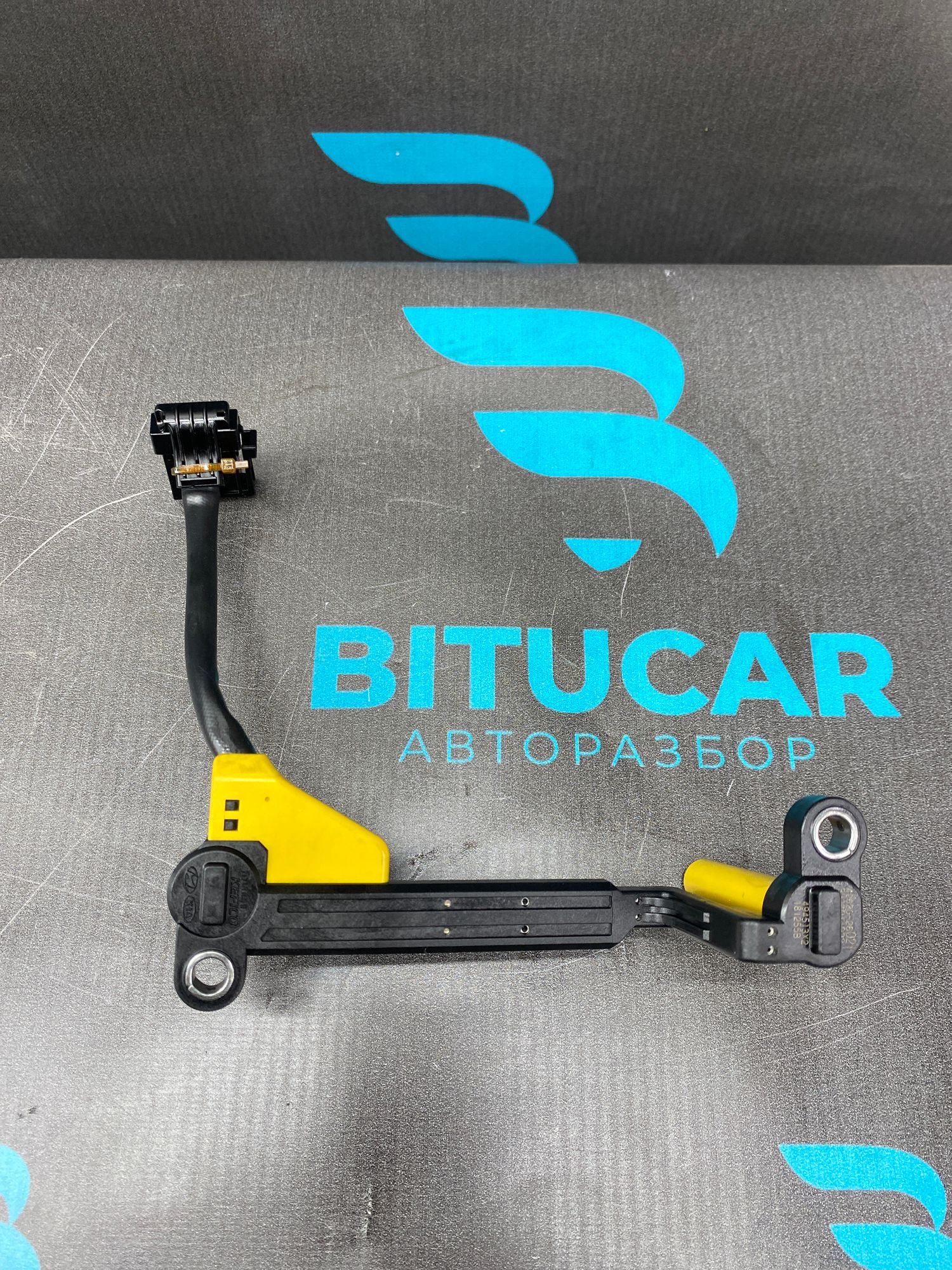 https://ycs.partsauto.market/partsauto-images/thmbs/userImages/c8f07ba63eb5b2f0f6006ea854bf8f7d/part/9fe0cbc0-c192-46e0-a45c-a9ffe3749b2c_1771330116810.jpg