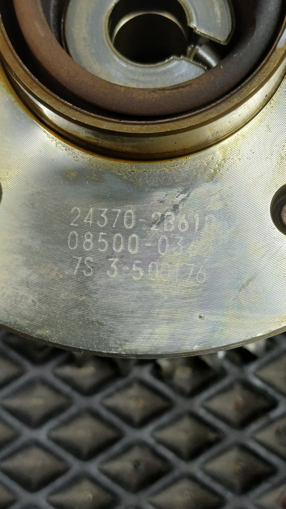 https://ycs.partsauto.market/partsauto-images/thmbs/userImages/c8f07ba63eb5b2f0f6006ea854bf8f7d/part/a03c15c3-d0be-4368-88b1-55ea60a474c1_1777195607741.jpg