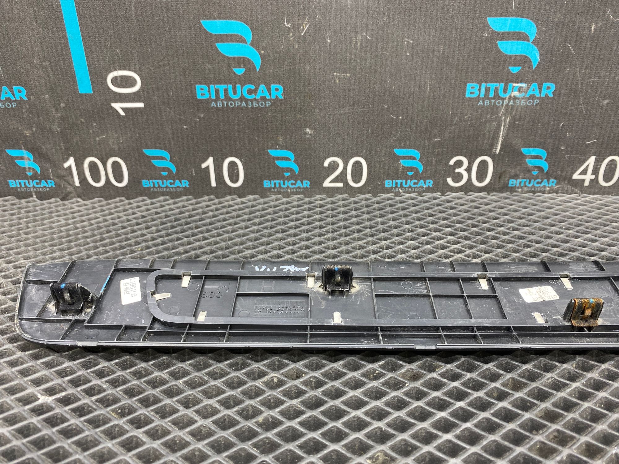 https://ycs.partsauto.market/partsauto-images/thmbs/userImages/c8f07ba63eb5b2f0f6006ea854bf8f7d/part/a0cf7d95-8b55-44ac-9c10-f53086c922b9_1777801753190.jpg